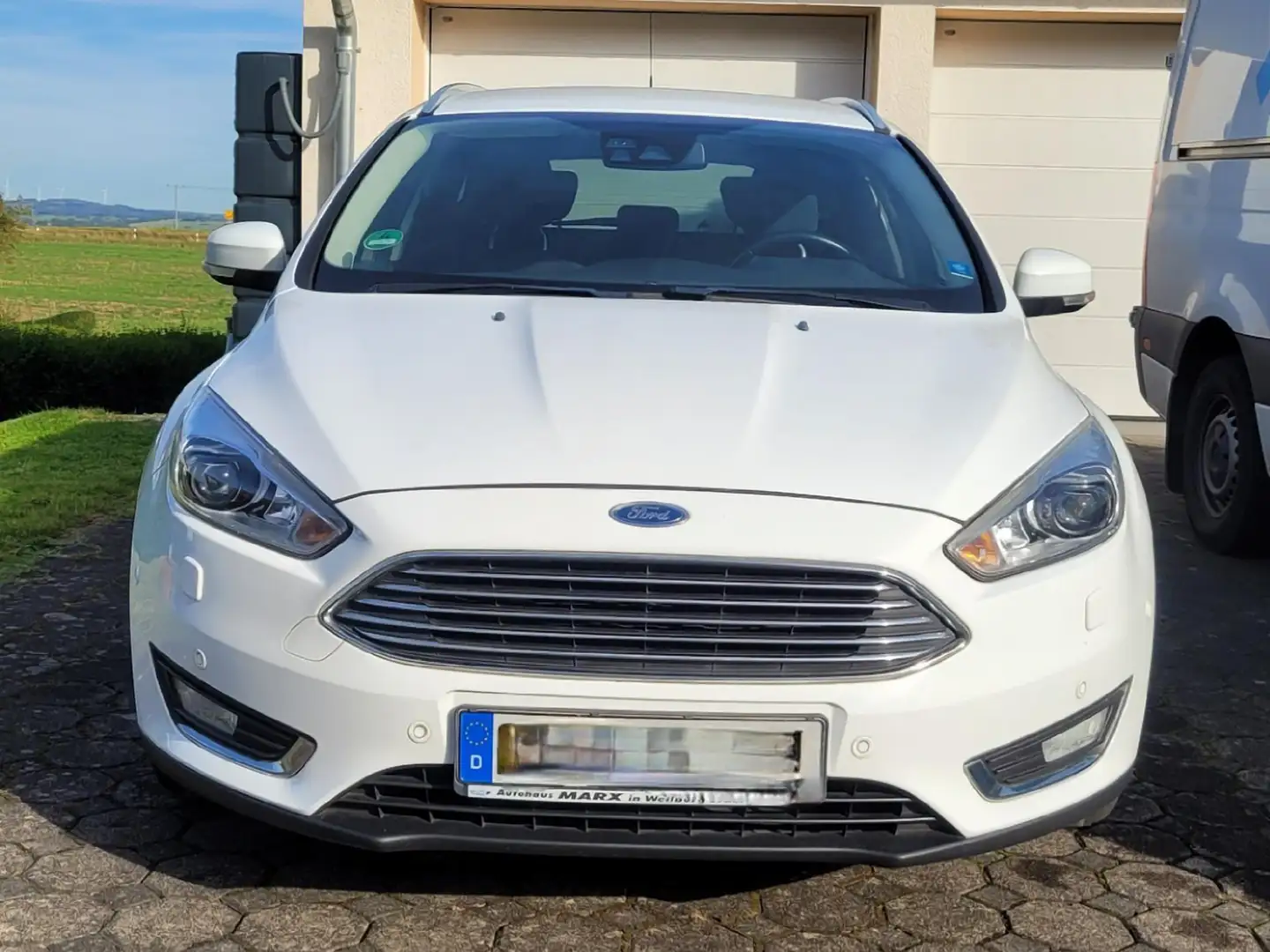 Ford Focus Focus Turnier 1.5 TDCi Titanium Weiß - 2