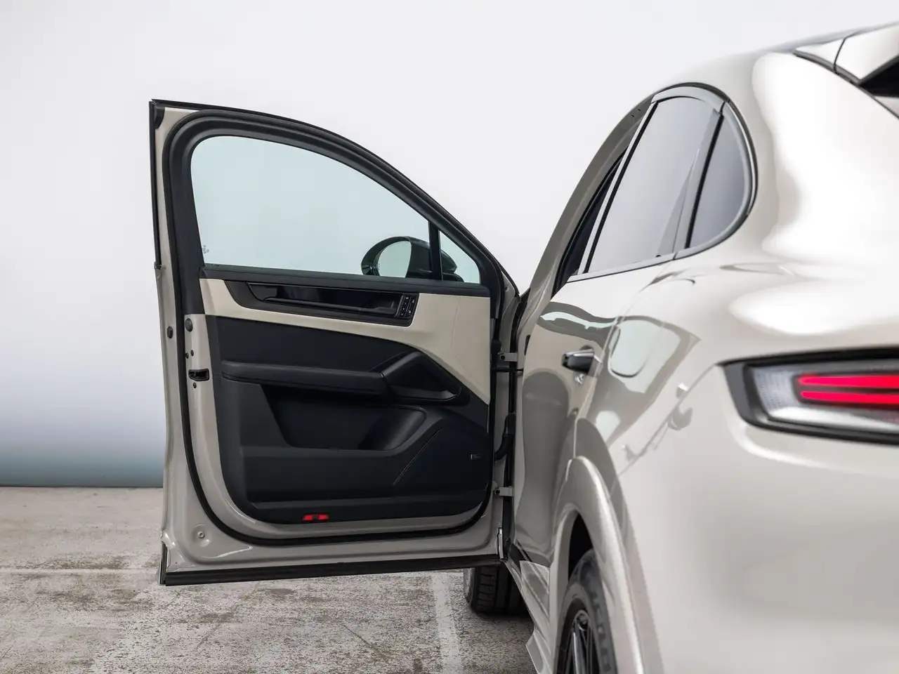 Porsche Cayenne S E-Hybrid Coupé, миниатюра 13