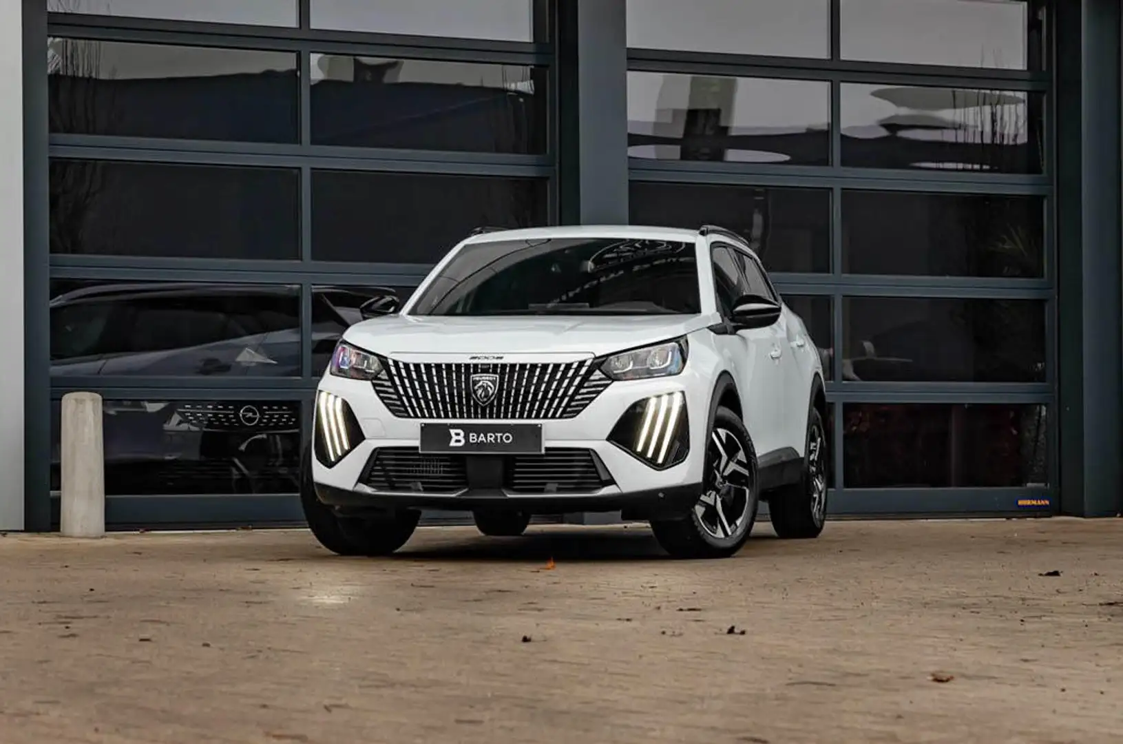 Peugeot 2008 Facelift | 100pk MT6 | Camera | Auto. Airco | P... Blanc - 1
