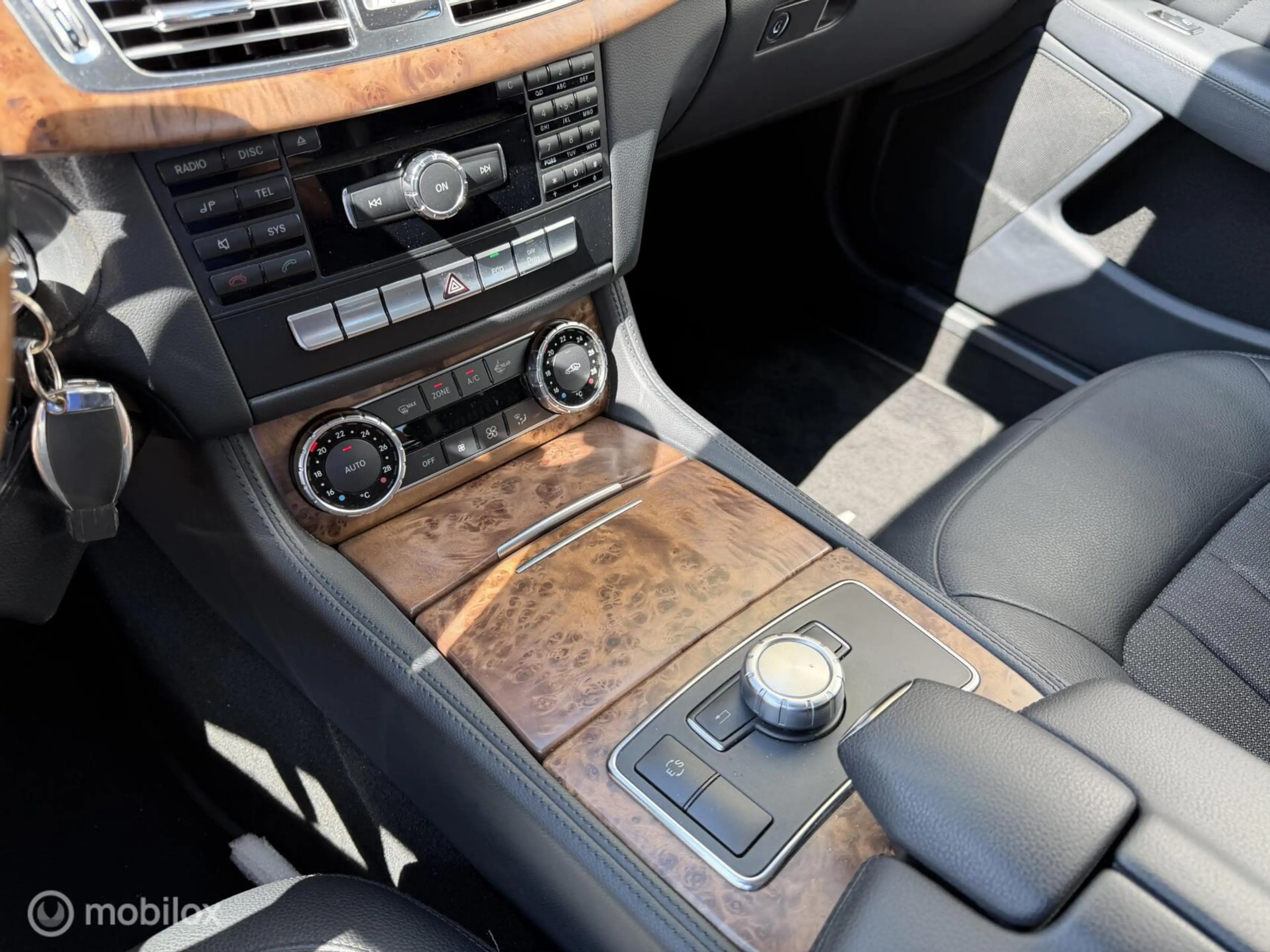 Mercedes-Benz CLS 350 Youngtimer Perfect onderhouden Camera — photo 16