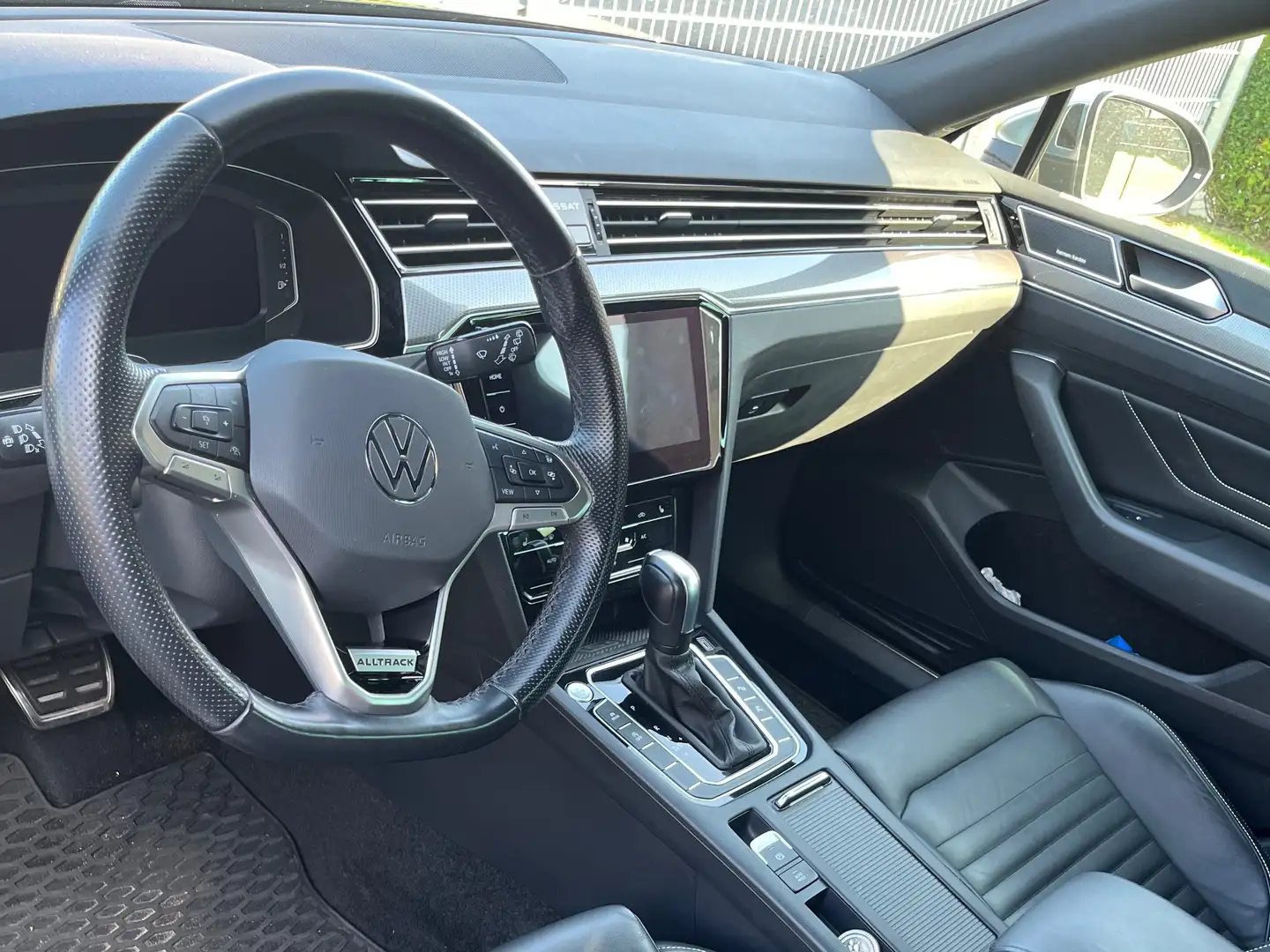 Volkswagen Passat Alltrack Passat Variant 2.0 TDI SCR DSG 4Motion Alltrack Černá - 2
