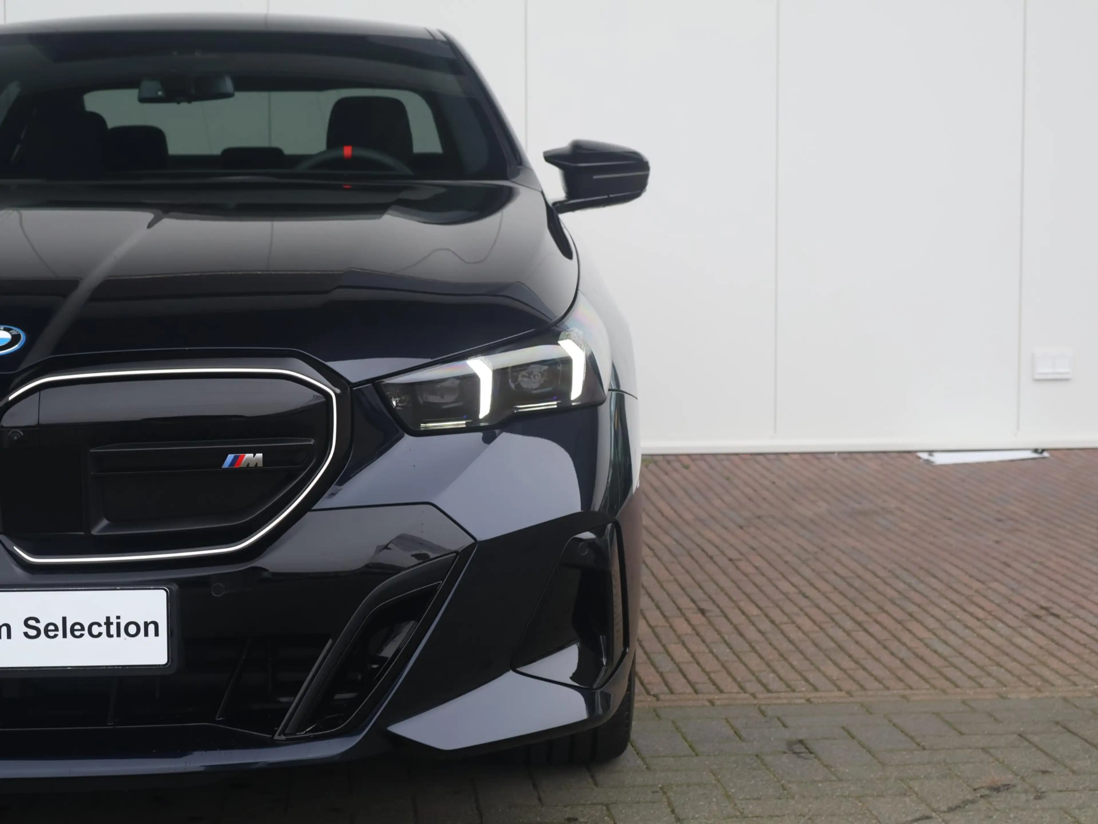 BMW i5 M60 xDrive | Sportpakket Pro | Equipment Pack Pro — photo 3