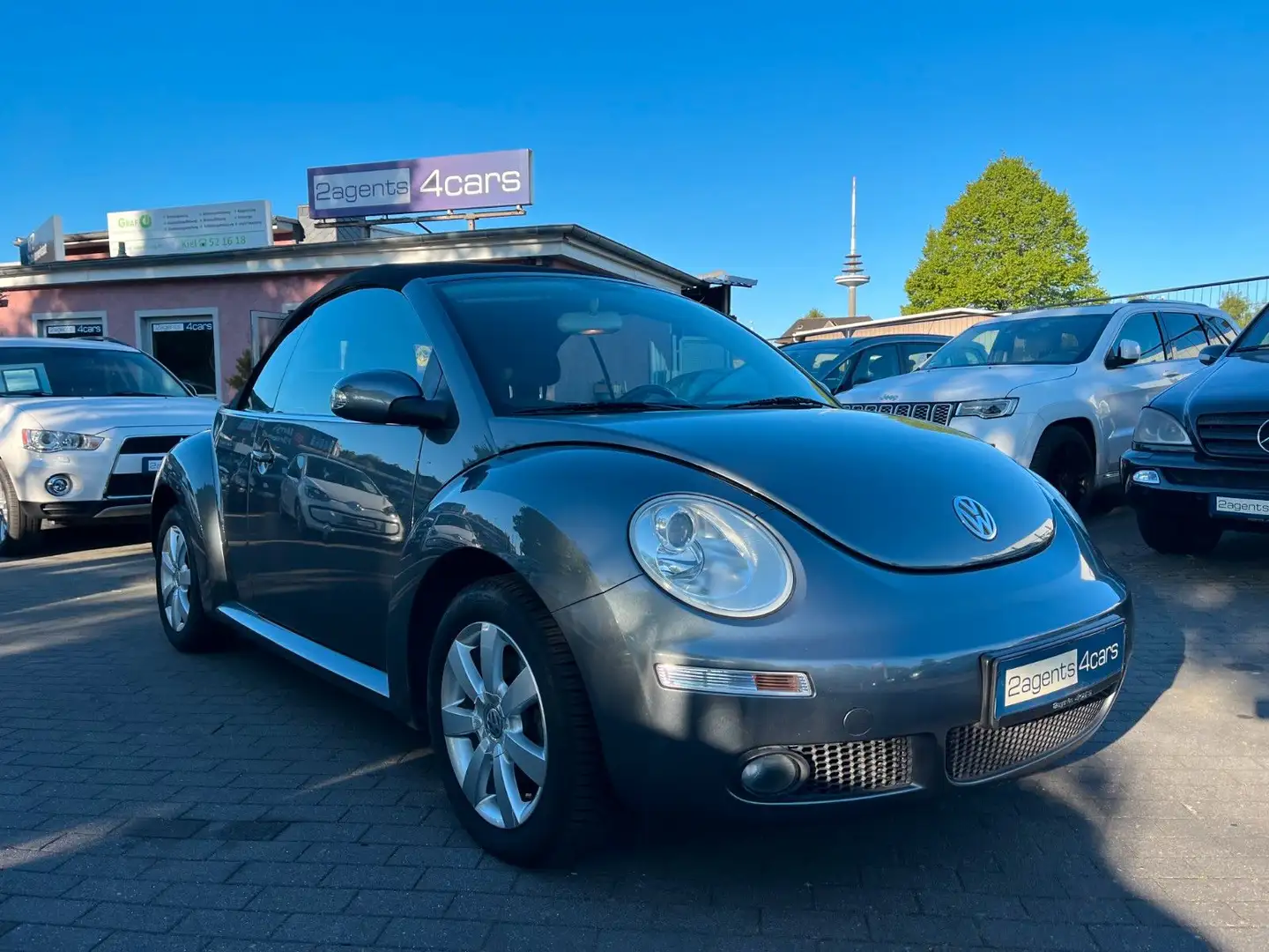 Volkswagen Beetle Cabriolet 1.6°Garantie°SitzHZG°Klima°ZV° Gri - 2