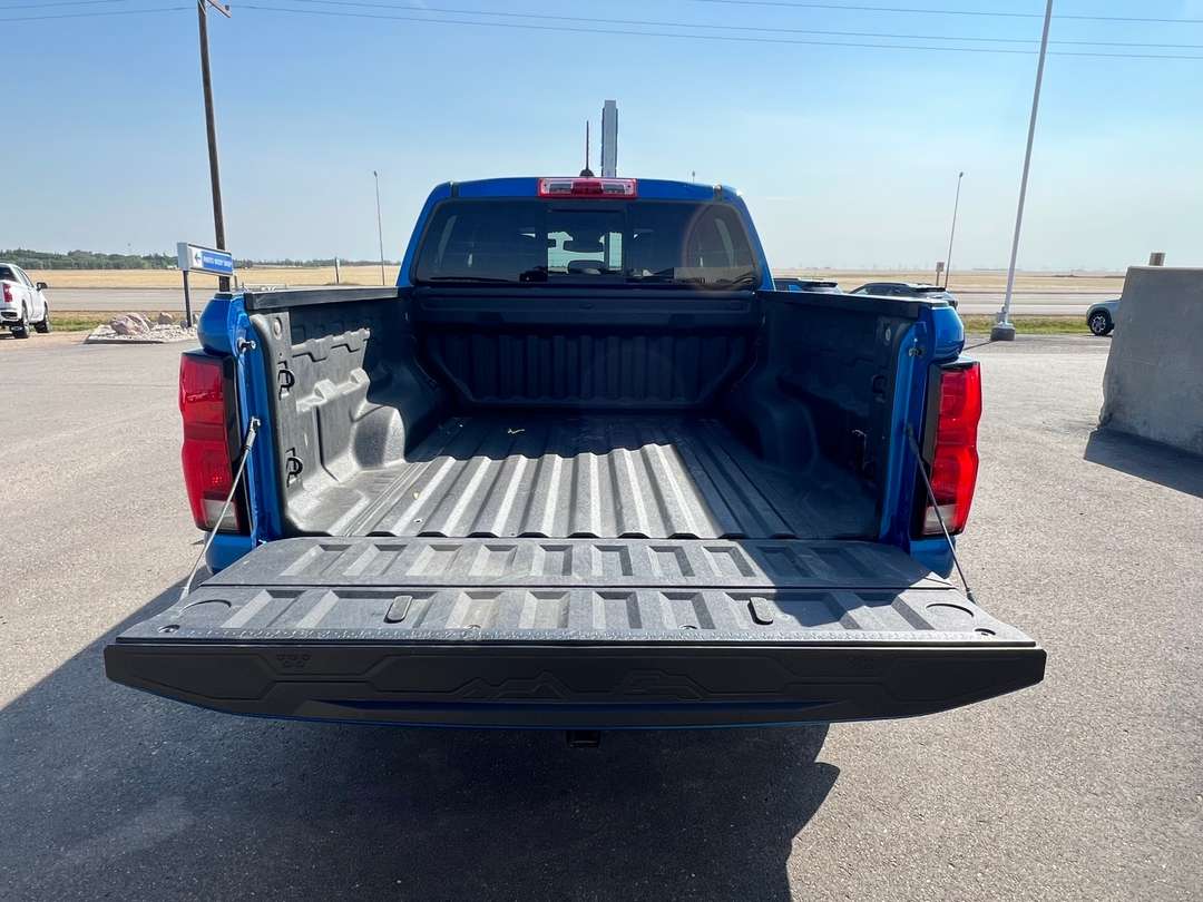 2024 Chevrolet Colorado 4WD Z71 — снимка 1
