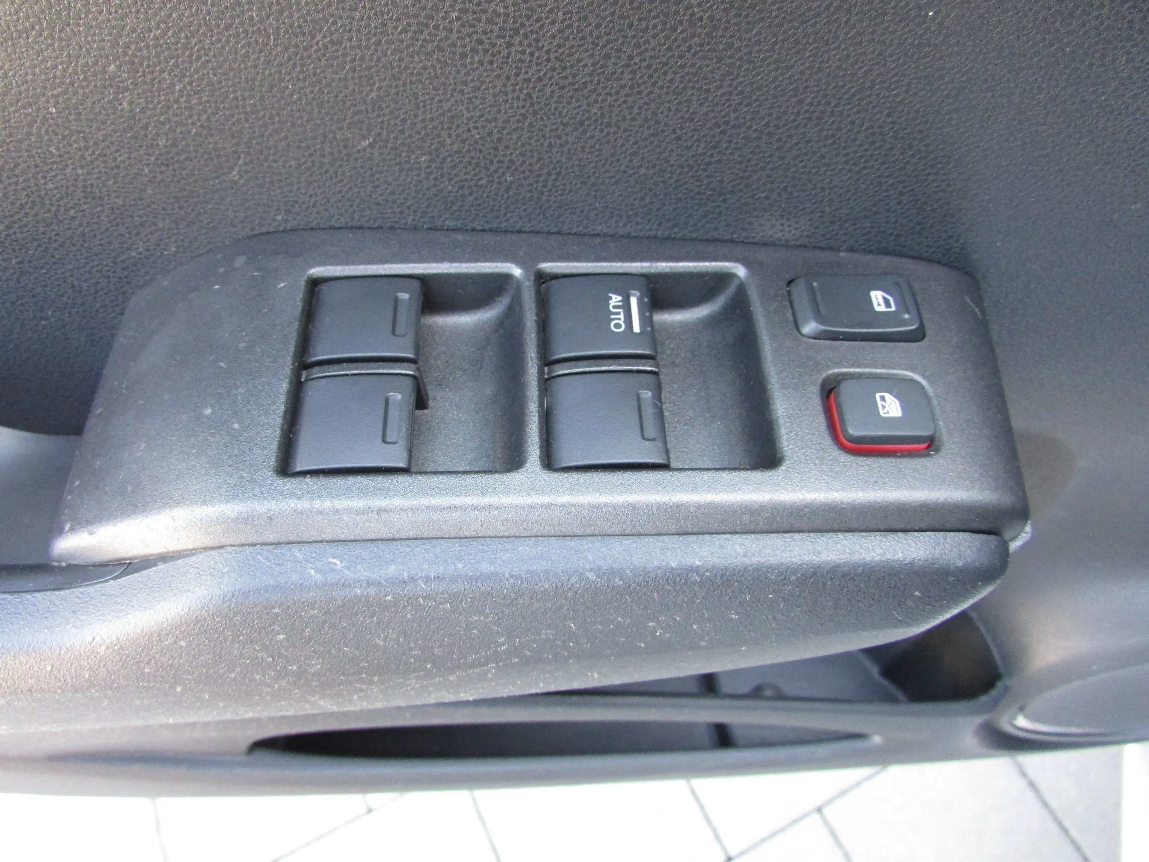 Honda Jazz 1.4 Elegance, AHK CD, USB, MP3, i-MID, Tempomat, AUX-IN — photo 14