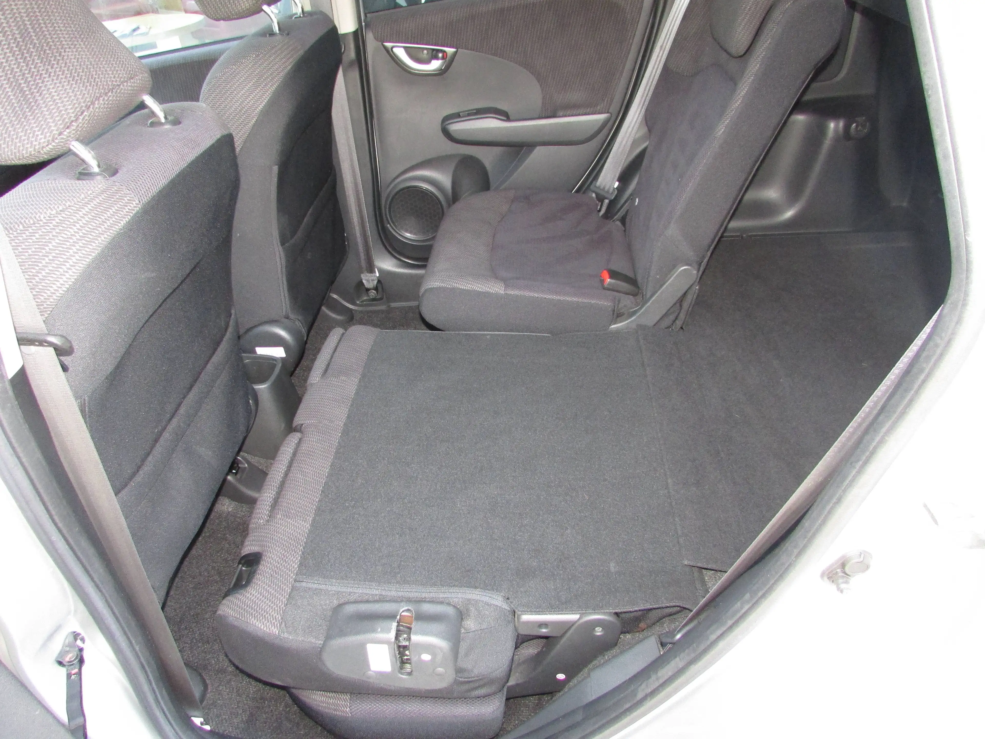 Honda Jazz 1.4 Elegance, AHK CD, USB, MP3, i-MID, Tempomat, AUX-IN — photo 9