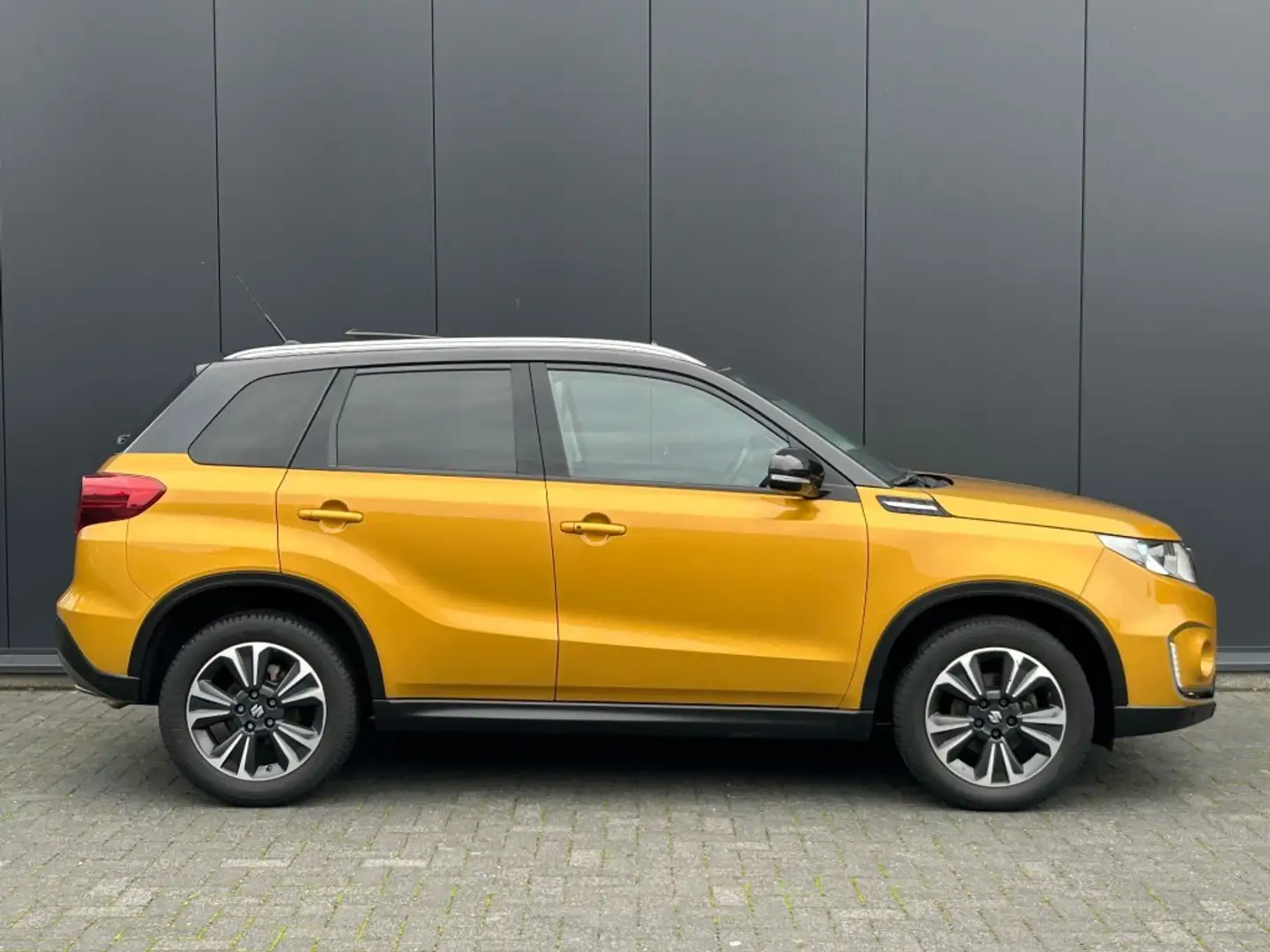 Suzuki Vitara 1.4 Panoramadak Navi ACC Camera Carplay Android Giallo - 2