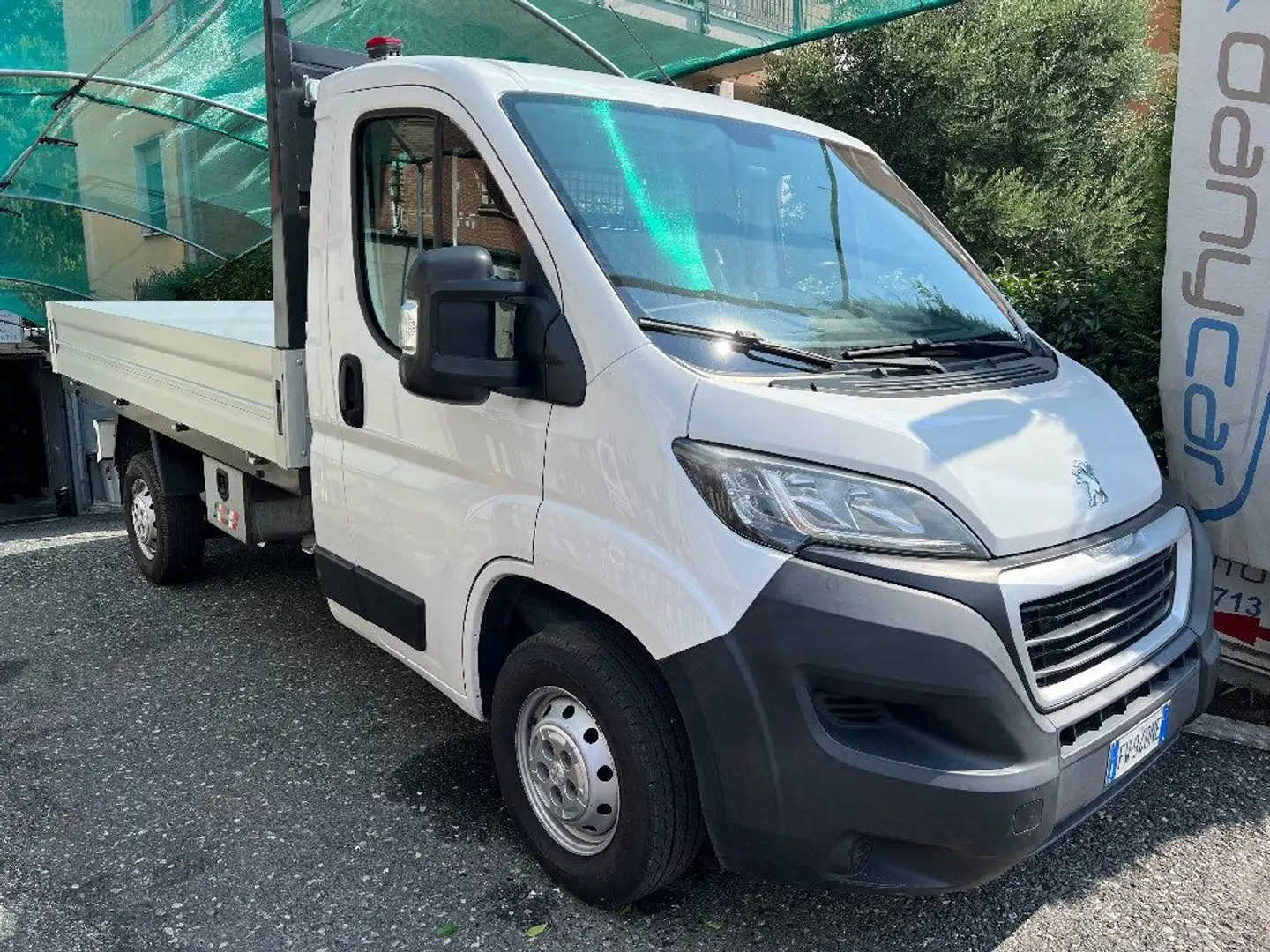 Peugeot Boxer 333 2.0 BlueHDi 130CV L2 Cassonato ALLUMINIO Bianco - 1