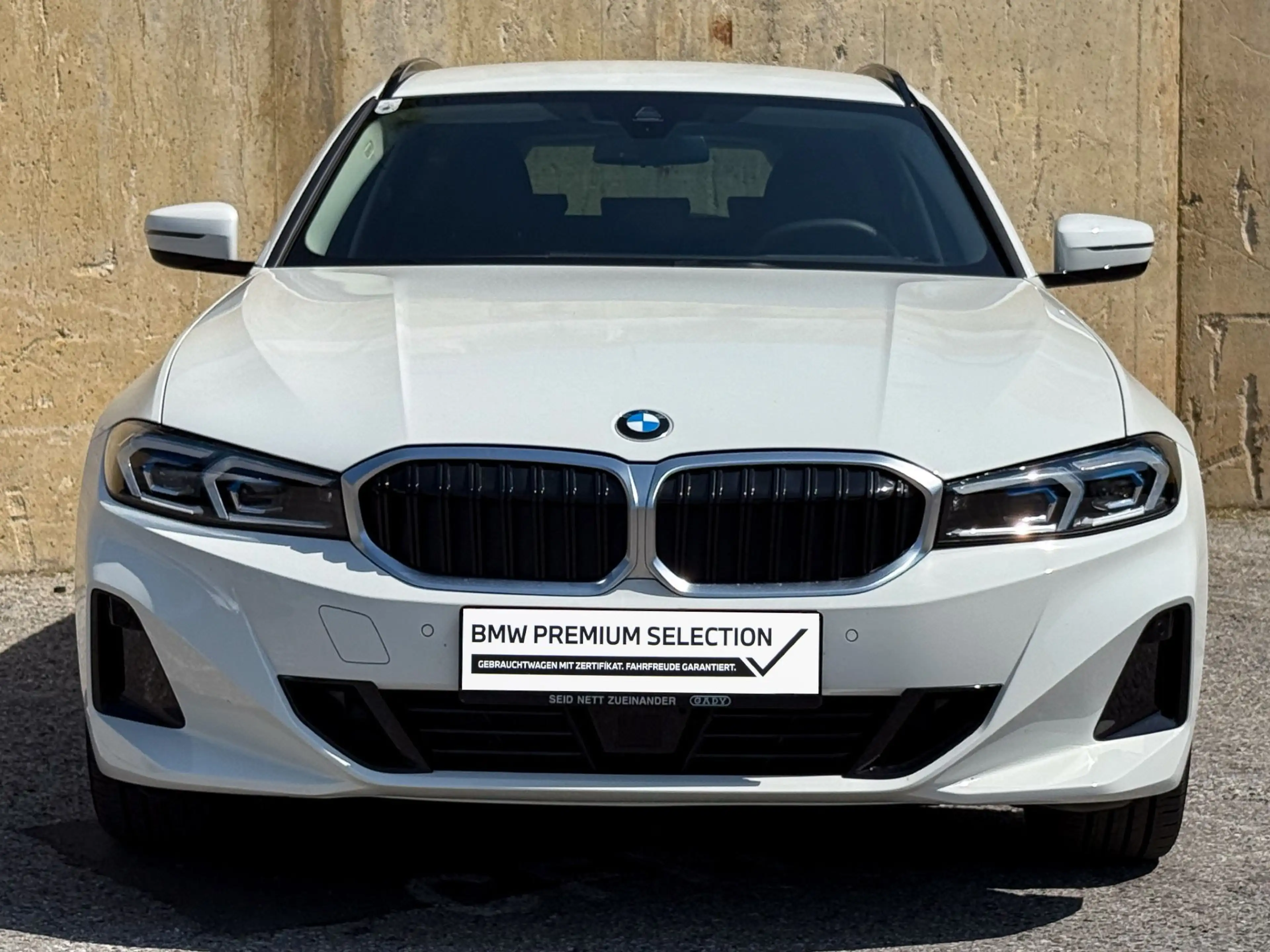 BMW 318 i — photo 2