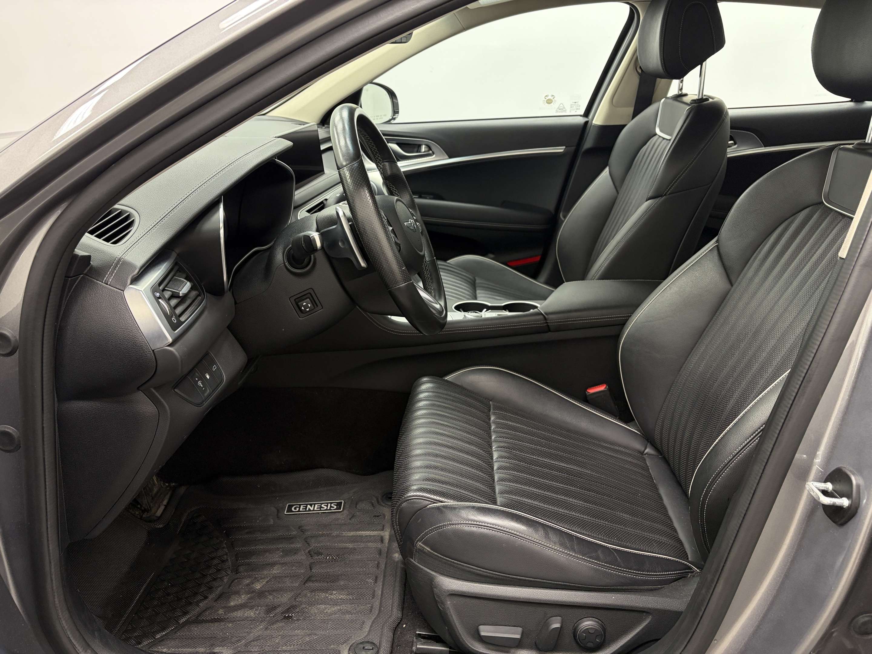 2022 Genesis G70 2.0T ADVANCED AWD, CARPLAY, CUIR, TOIT-OUVRANT — снимка 1