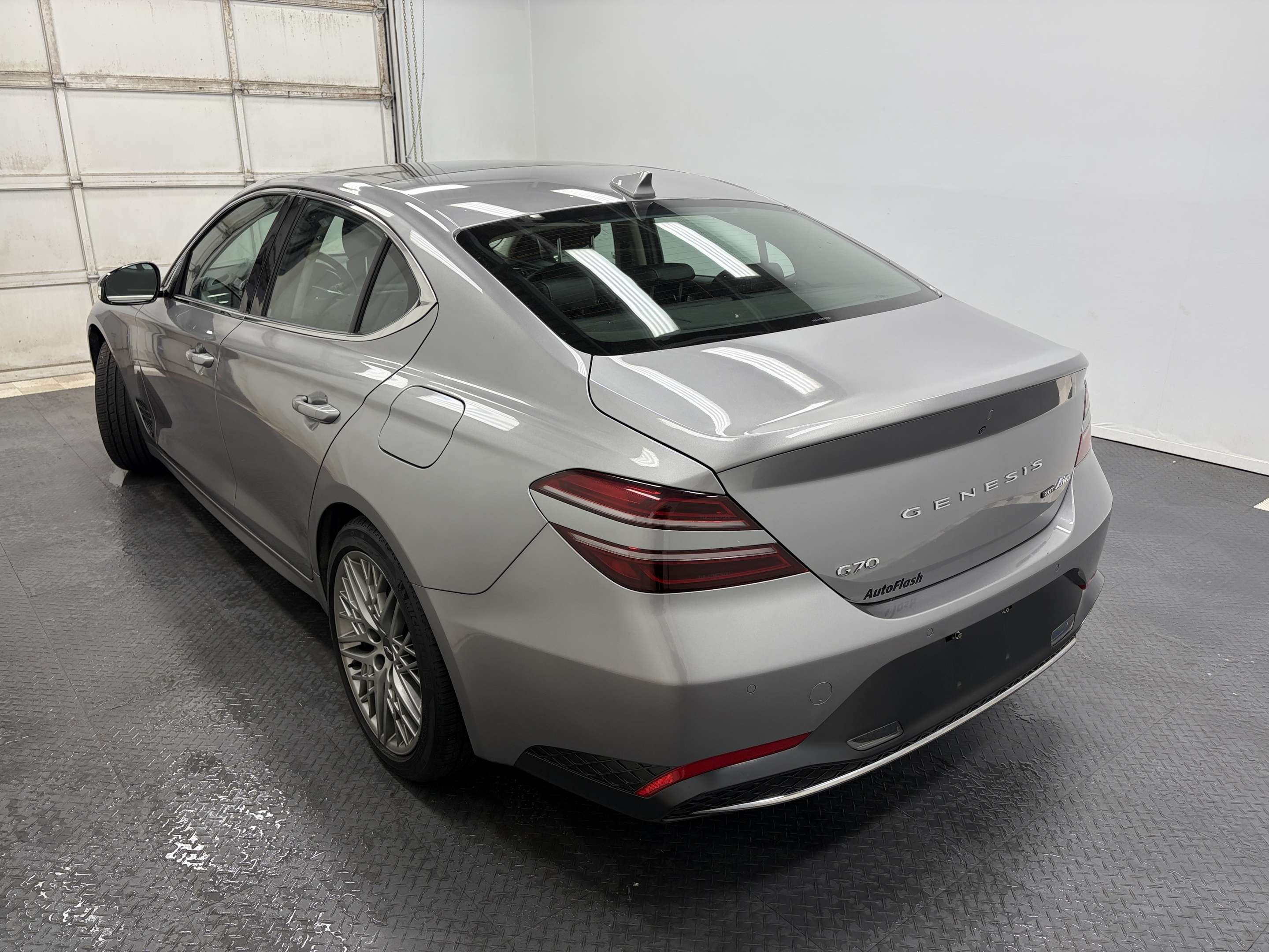 2022 Genesis G70 2.0T ADVANCED AWD, CARPLAY, CUIR, TOIT-OUVRANT — снимка 1