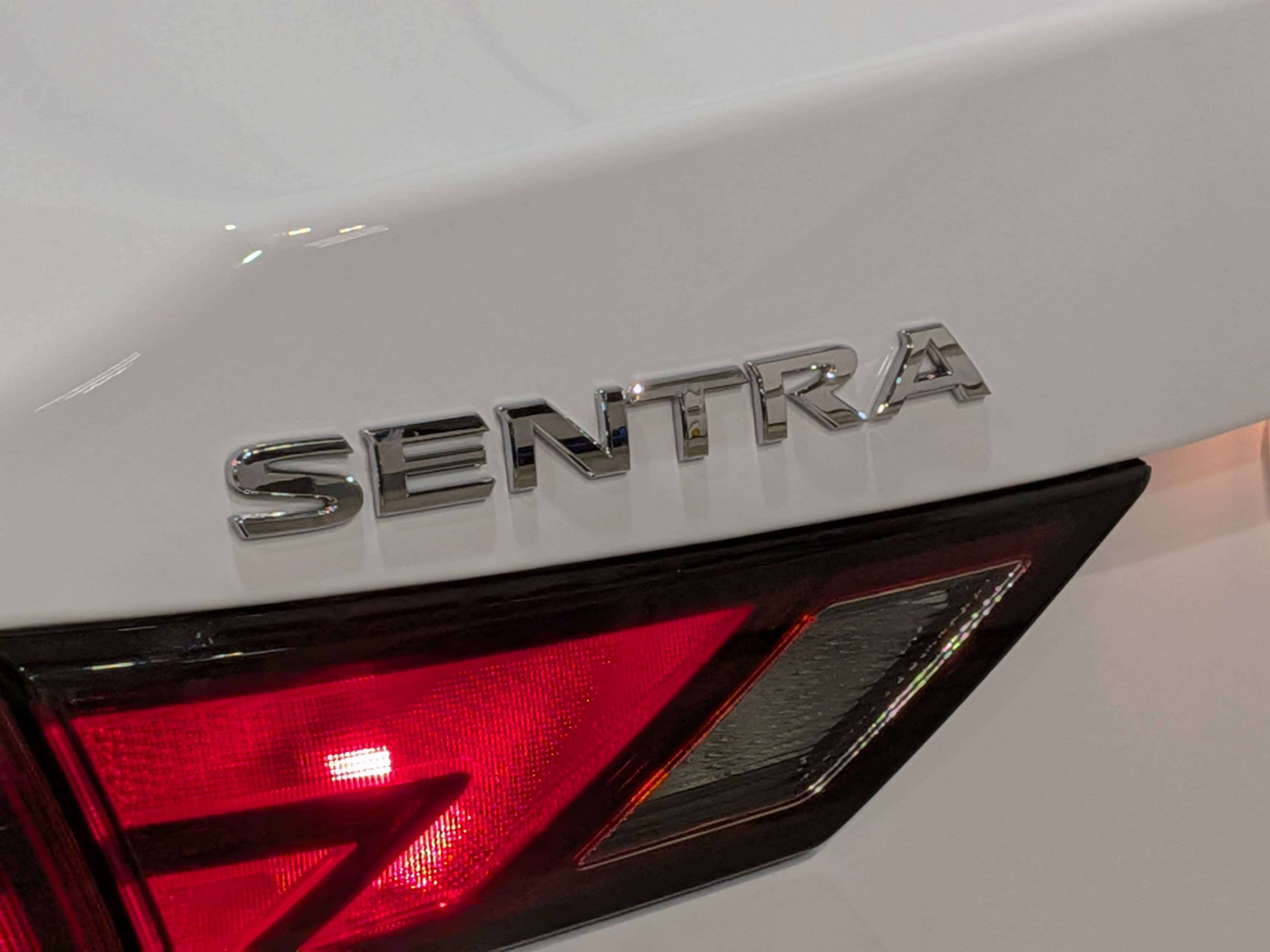 Nissan Sentra 2024
