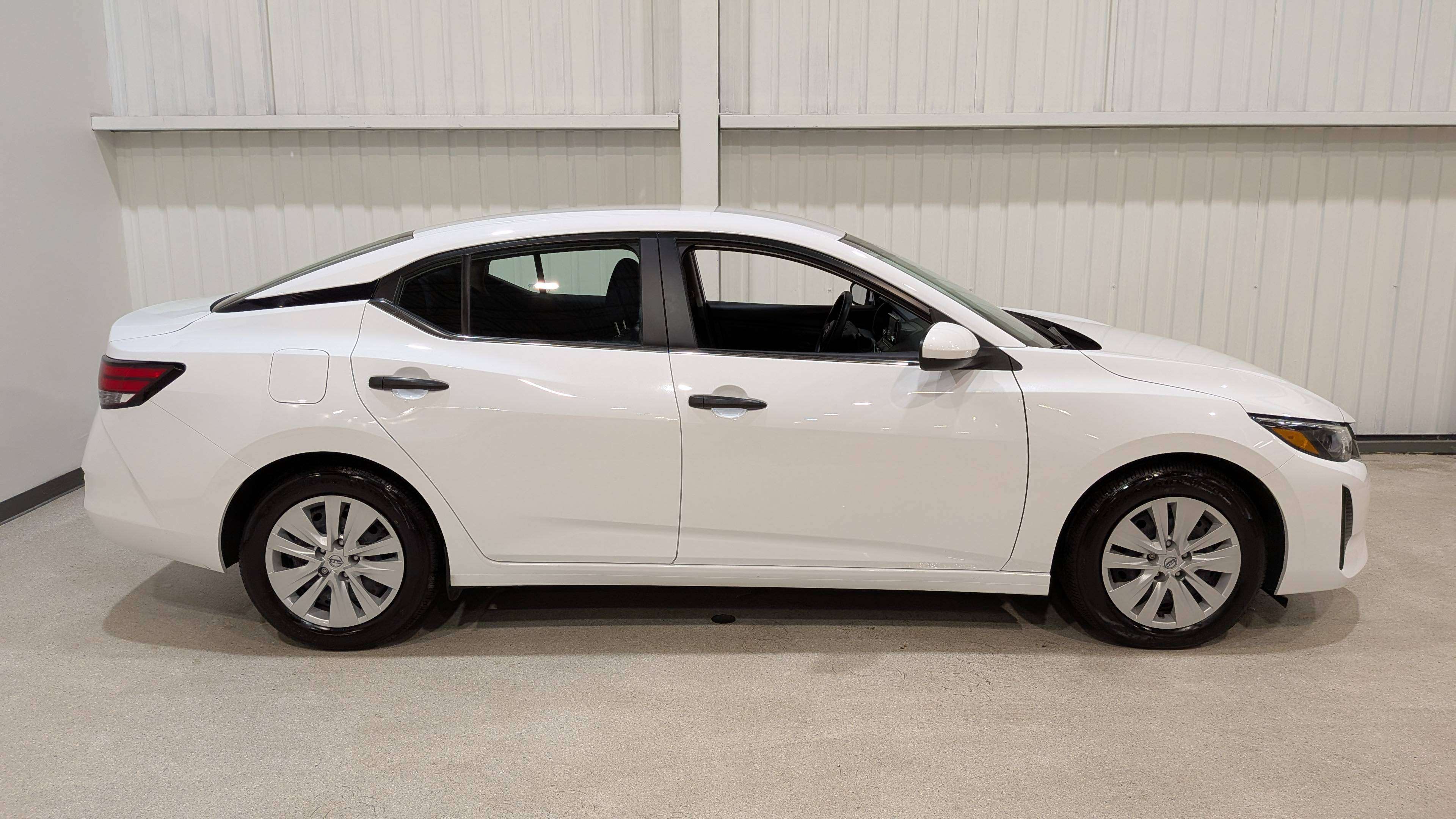 Nissan Sentra 2024