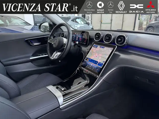Mercedes-Benz C-Class view 9