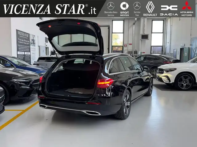 Mercedes-Benz C-Class view 12
