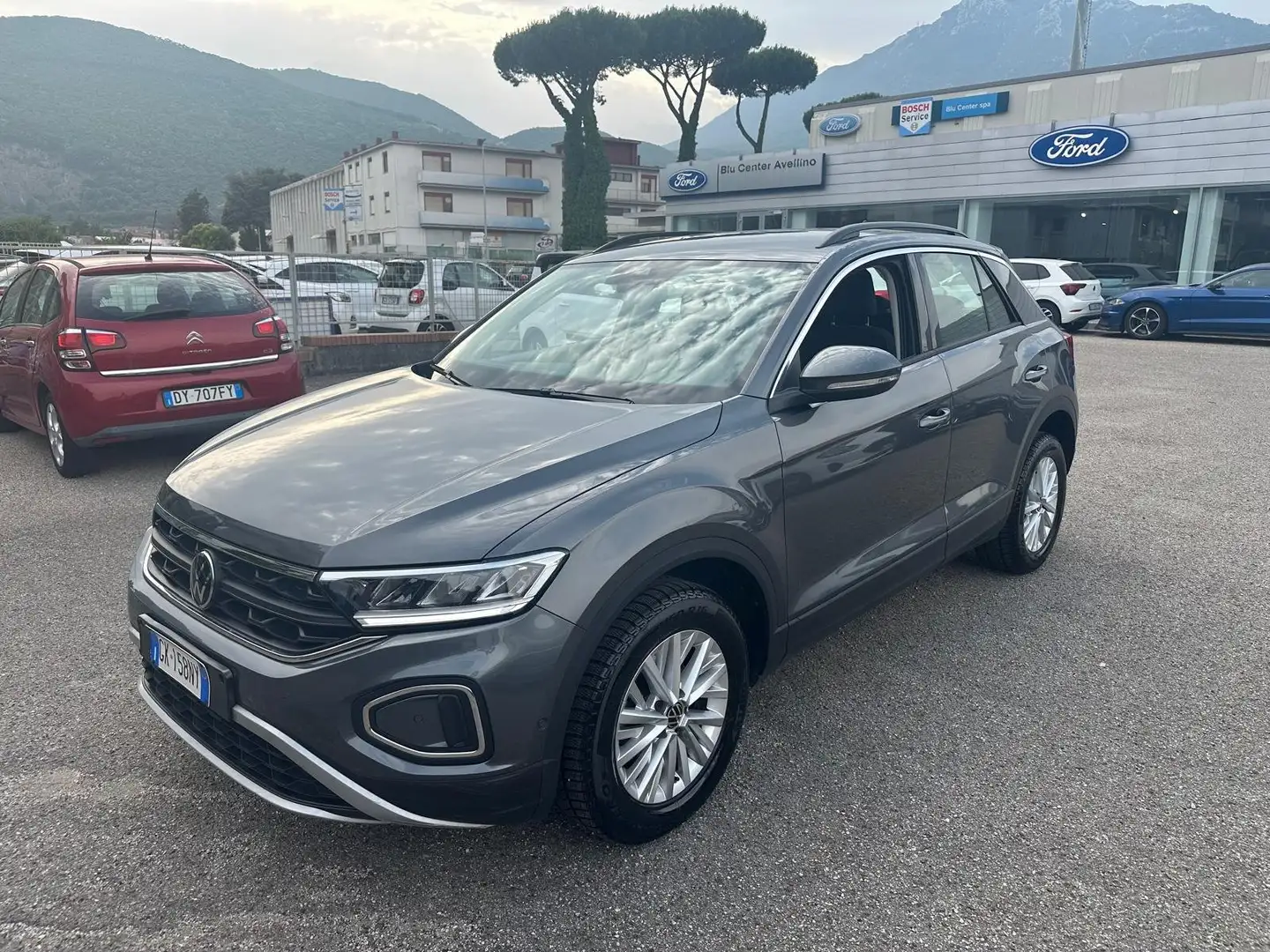 Volkswagen T-Roc 2.0 tdi Business 115cv Gris - 1