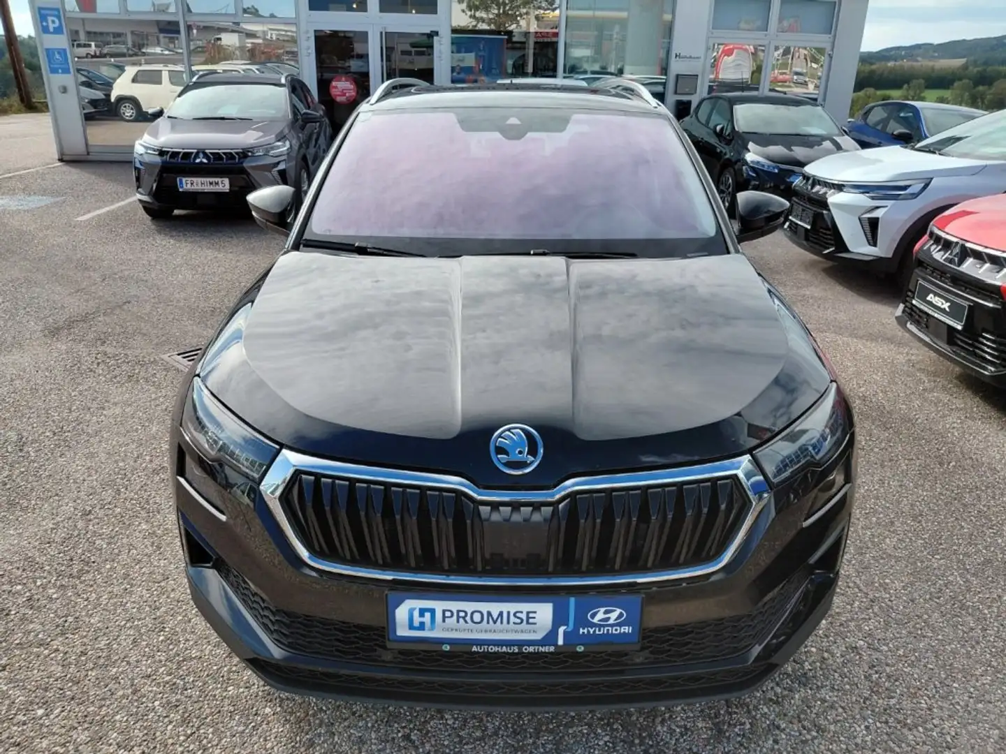Skoda Karoq Skoda Karoq 2,0TDI Style Panoramadach Leder Vermittlung - 2