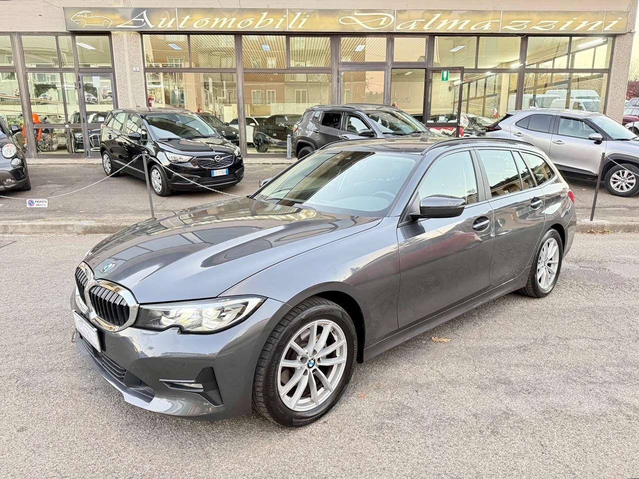 BMW 320 320d 48V xDrive Touring Business Advantage