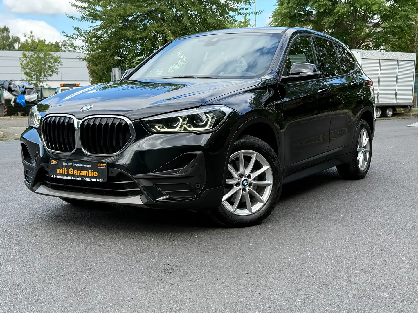 BMW X1 sDrive 18 d Advantage-1.HAND Noir - 1