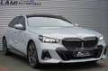 BMW 520 i M Sport PANO H&K CARBON 360 HUD KEYLESS Grau - thumbnail 3