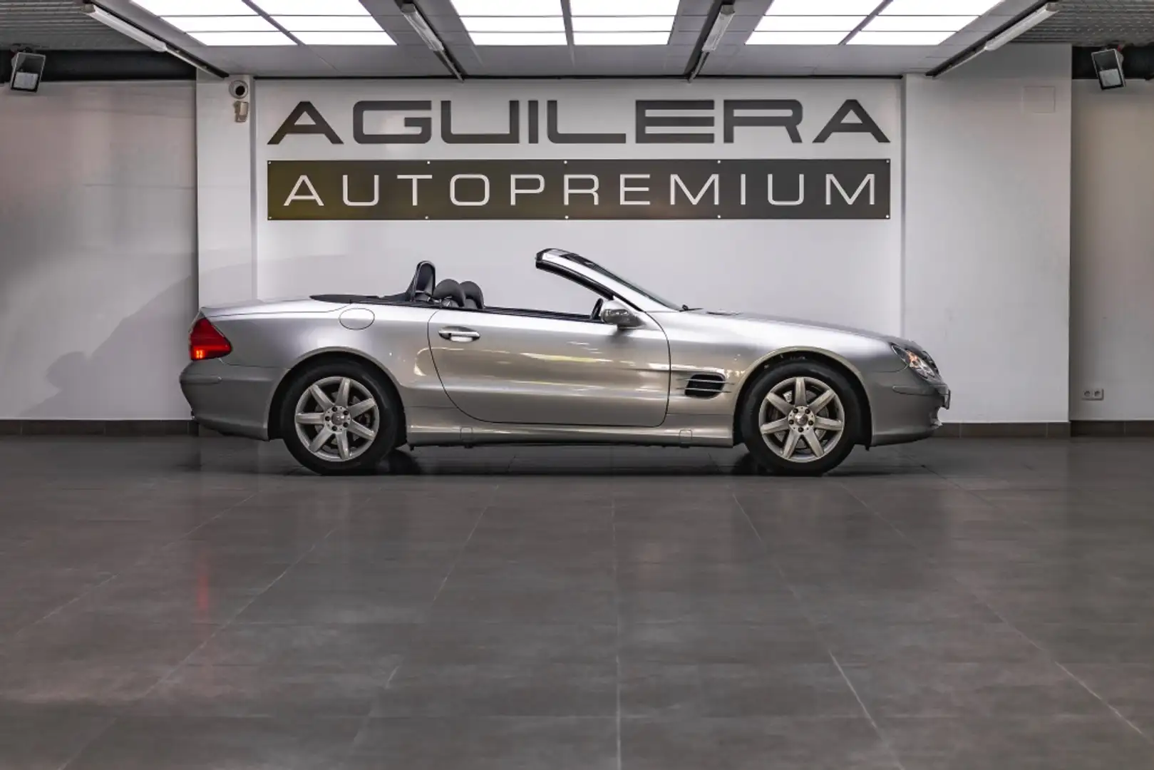 Mercedes-Benz SL 500 Aut. Argent - 2