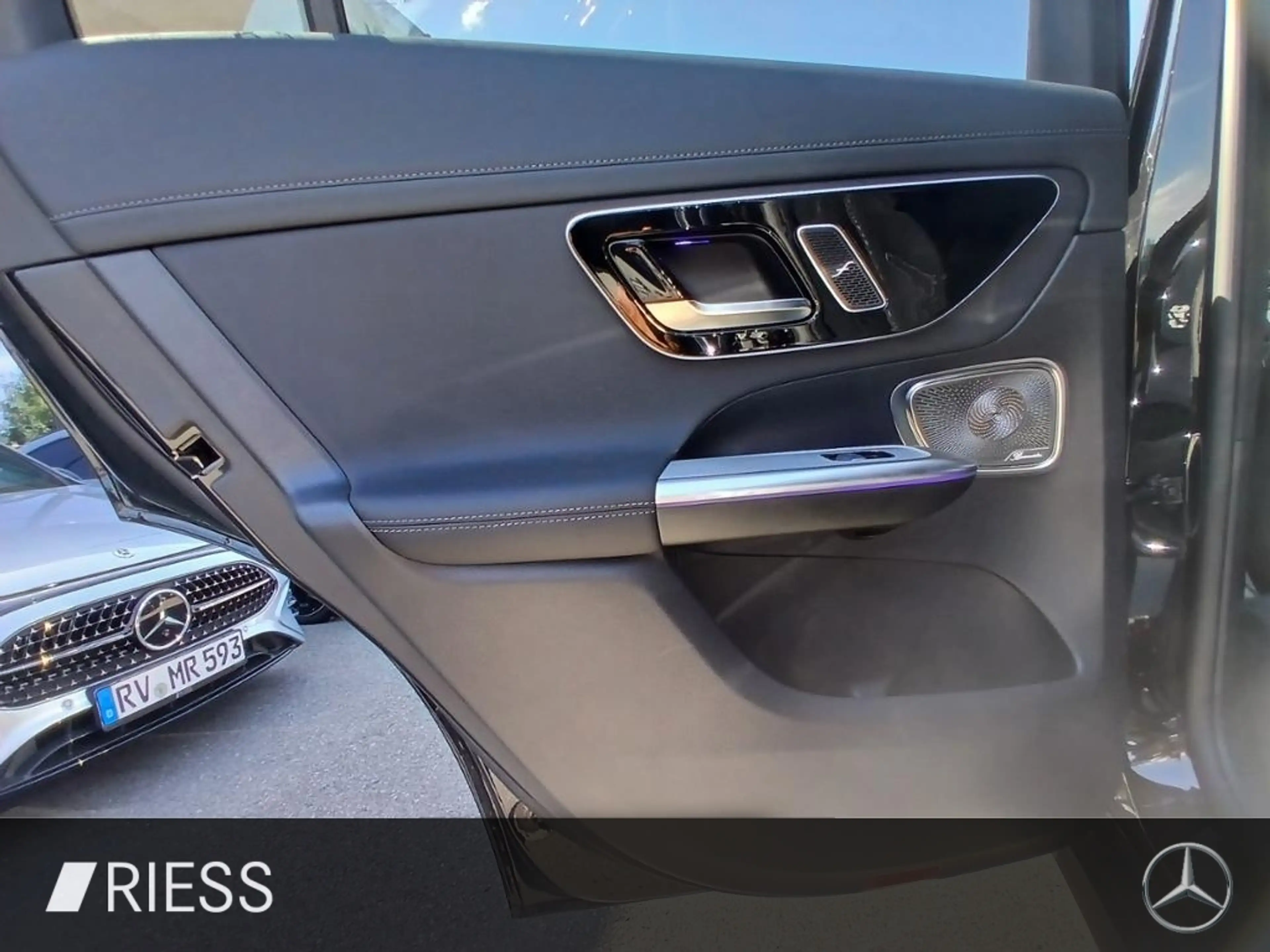 Mercedes-Benz GLC 450 d 4M AMG+PANO+AHK+AIRMATIC+HA LENK+HUD+KEYL — photo 6