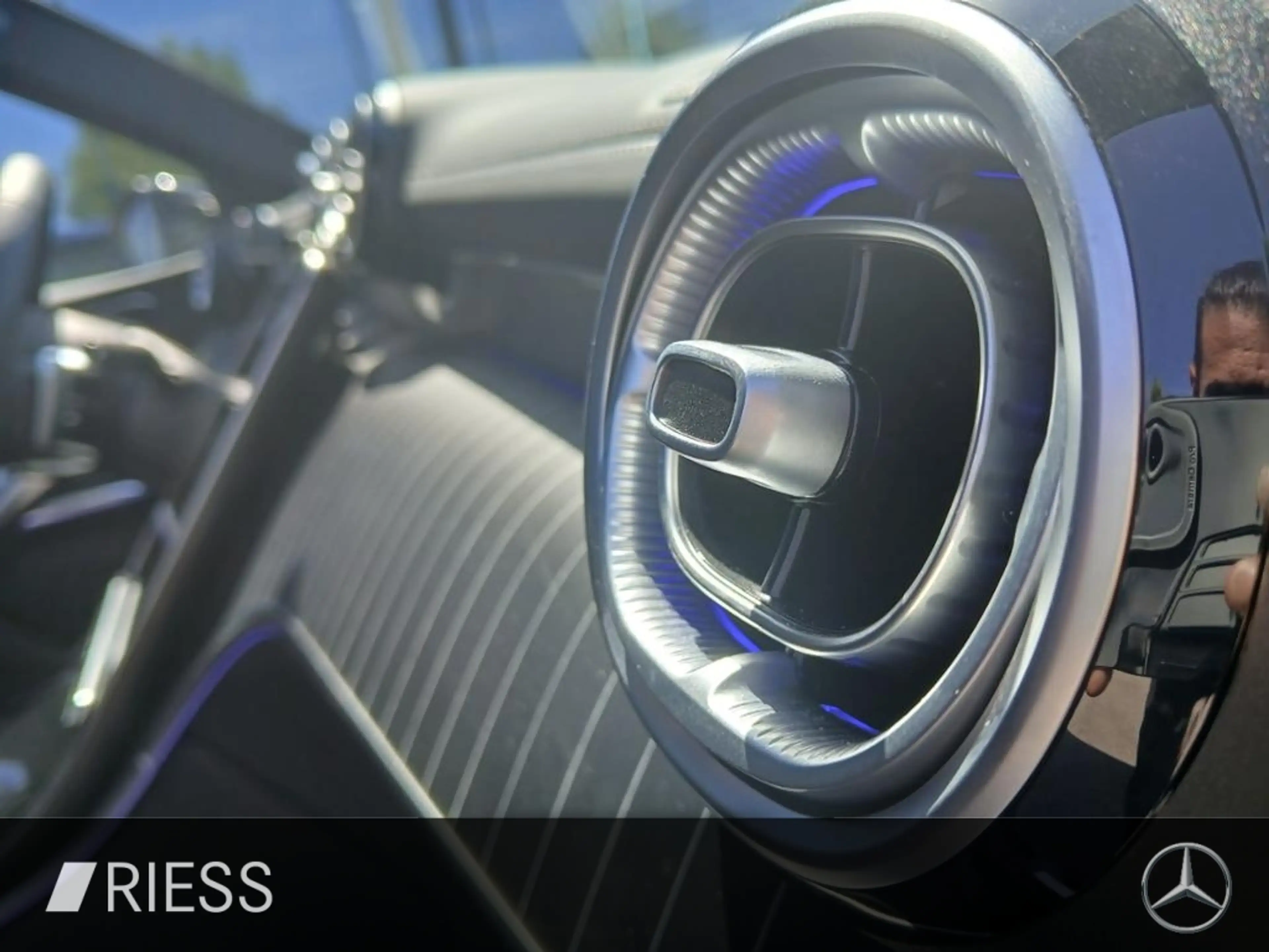 Mercedes-Benz GLC 450 d 4M AMG+PANO+AHK+AIRMATIC+HA LENK+HUD+KEYL — photo 11