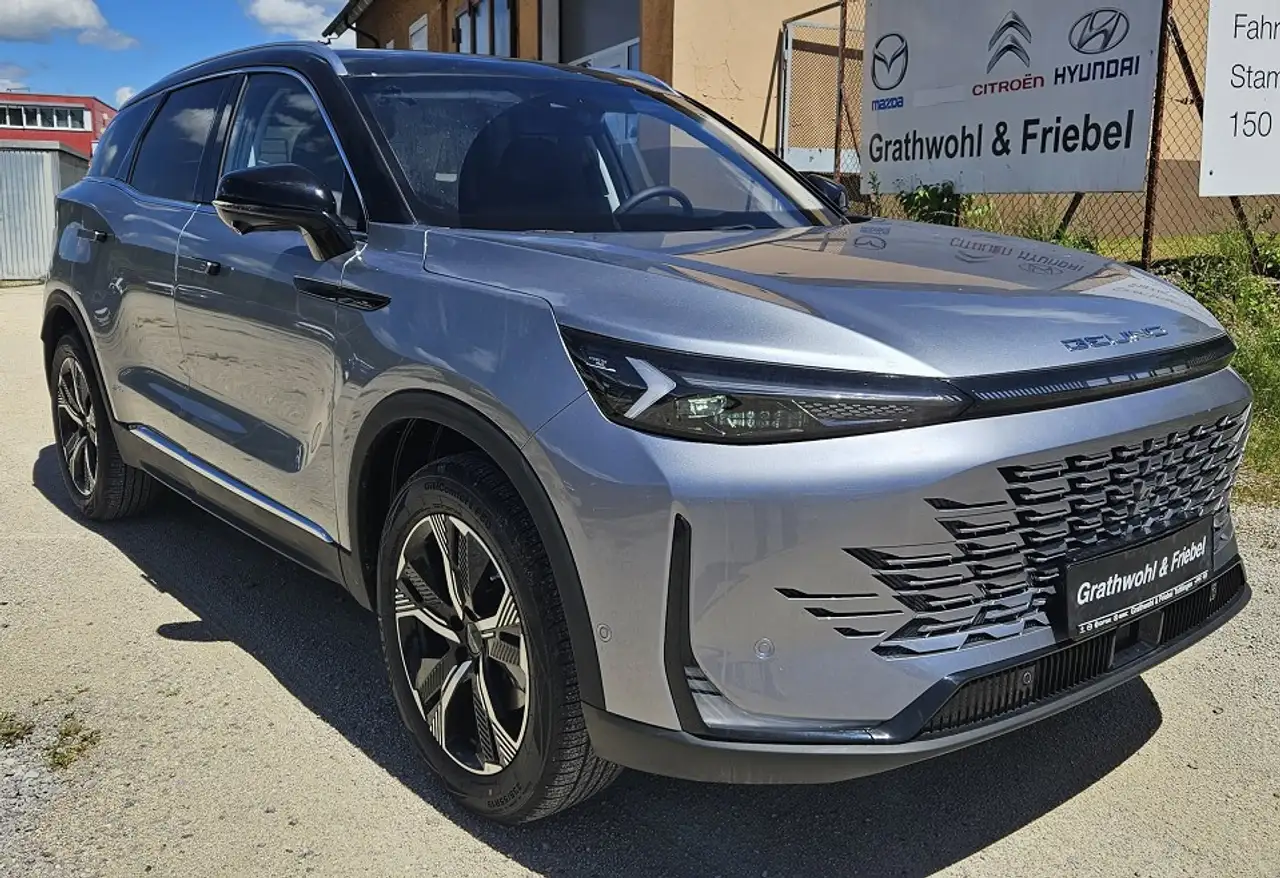 BAIC Beijing X75 1.5 Turbo 7-DCT Pano*Leder*360°All-Inklusive 3