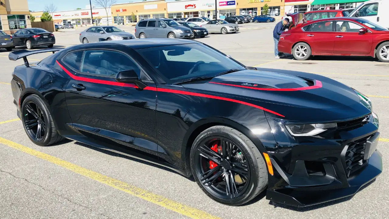 Chevrolet Camaro снимка Chevrolet Camaro