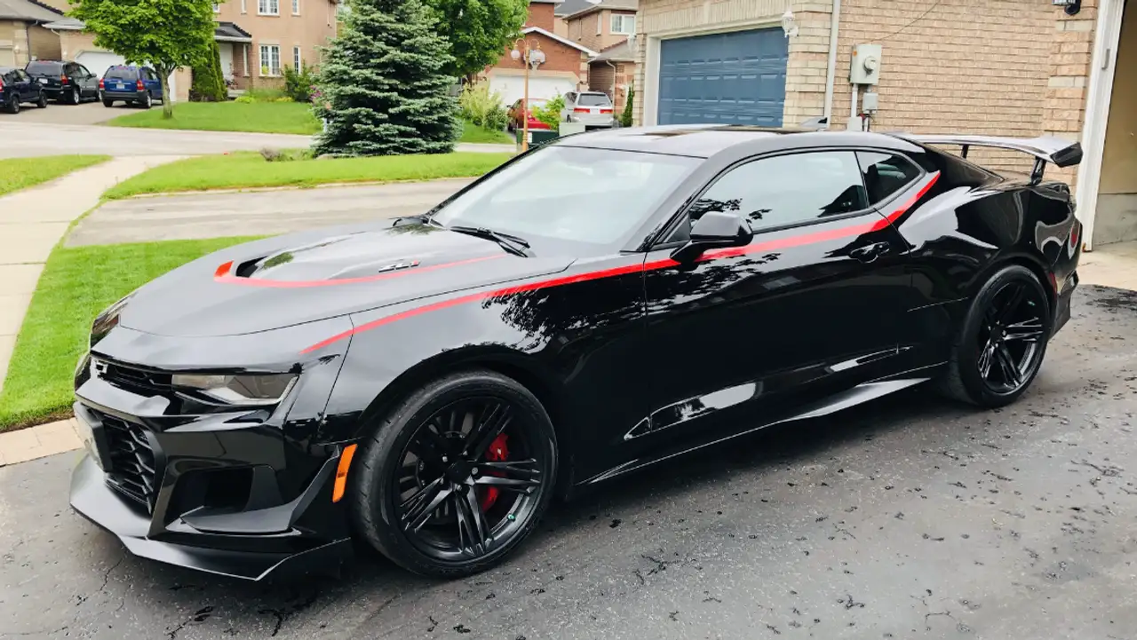 Chevrolet Camaro снимка Chevrolet Camaro