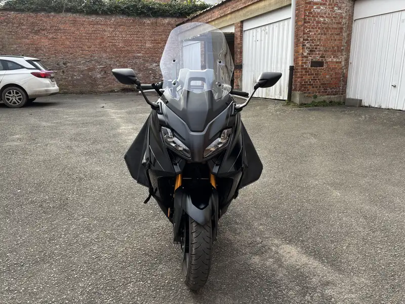 Yamaha TMAX 560 - foto 2