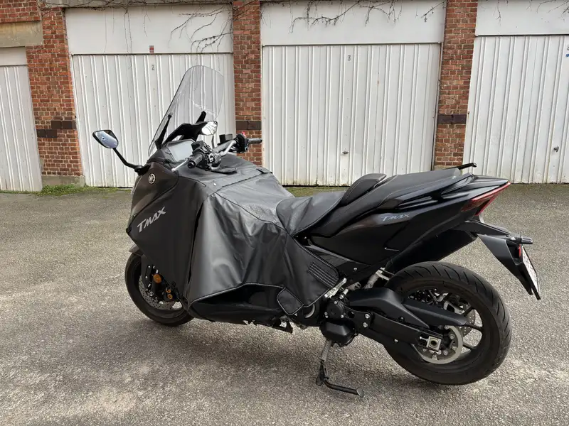 Yamaha TMAX 560 - foto 5