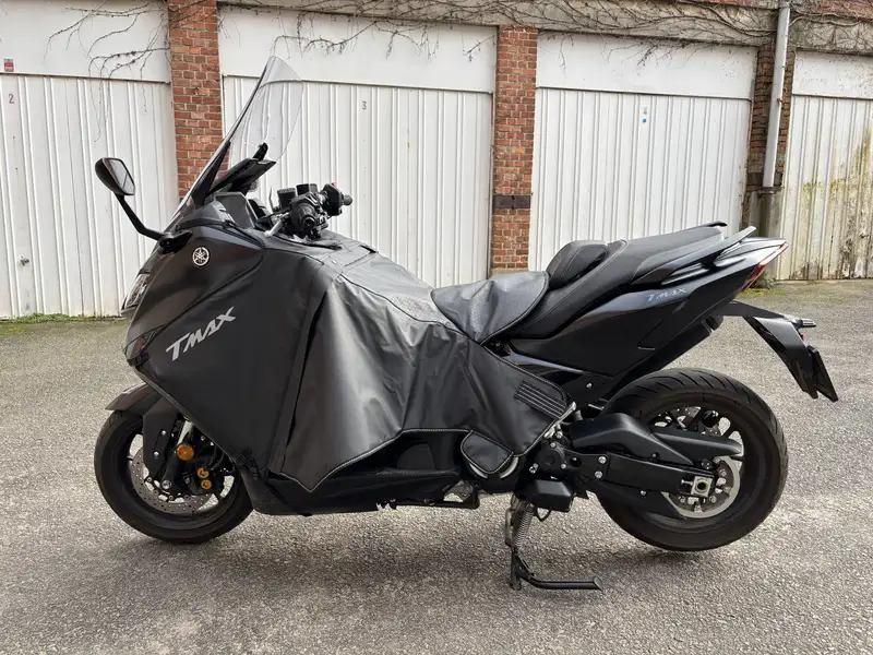 Yamaha TMAX 560 - foto 6