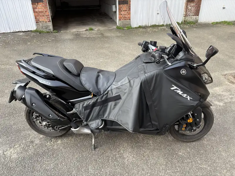 Yamaha TMAX 560 - foto 4