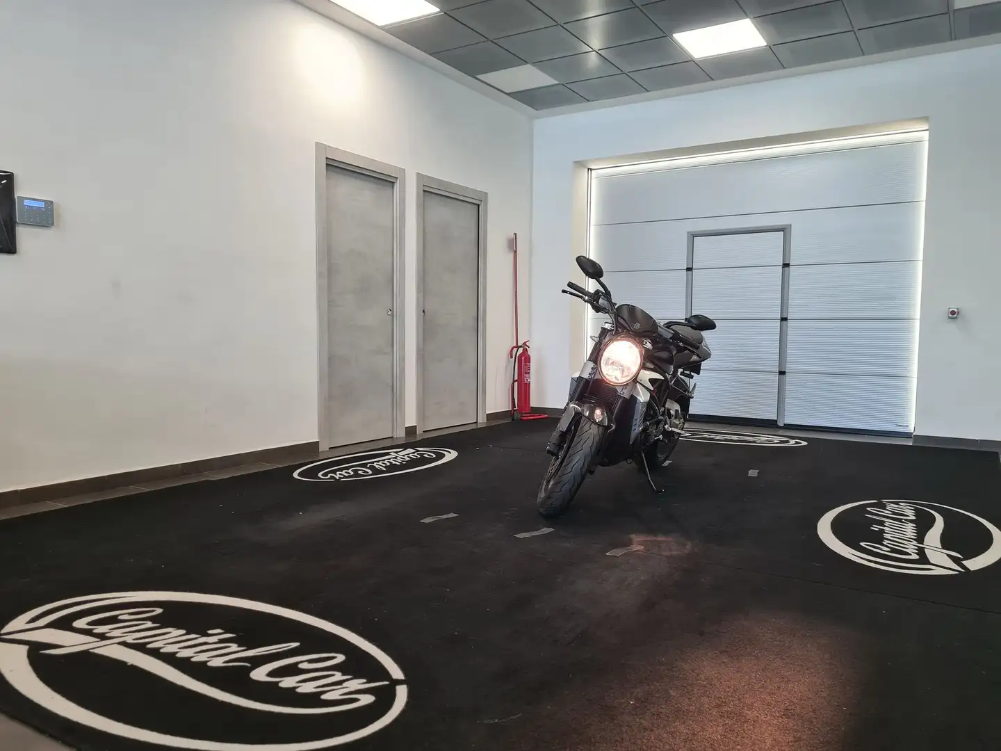 MV Agusta Brutale 910 R Negro - 1