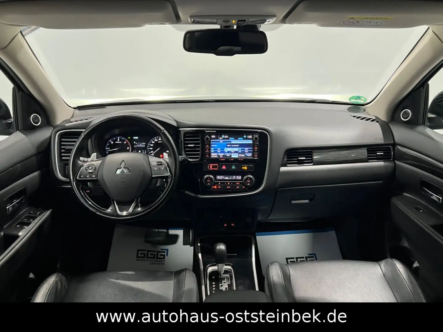 Mitsubishi Outlander TOP 4WD/XENON/KAMERA/1-HAND/7-SITZER/ Schwarz - 2