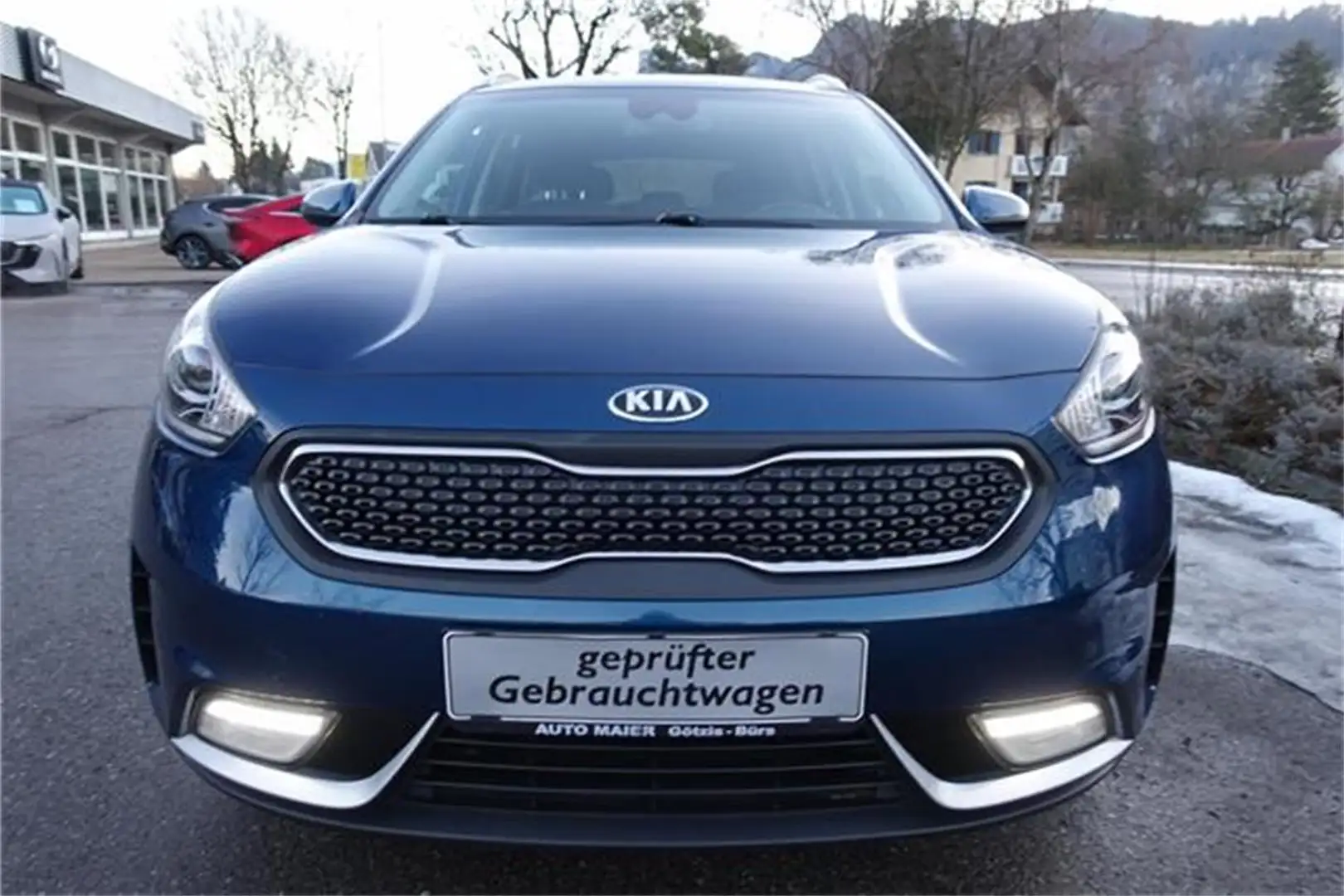 Kia Niro 1,6 GDI Hybrid Silber DCT Blau - 2