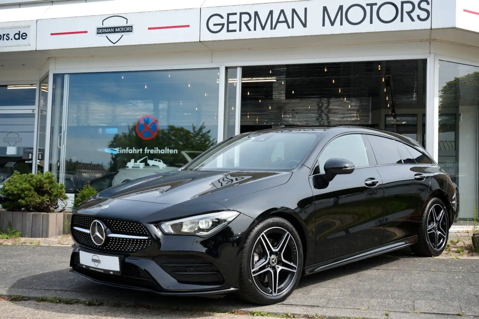 Mercedes-Benz CLA 220 8G AMG-LINE|NIGHT|LED Noir - 1