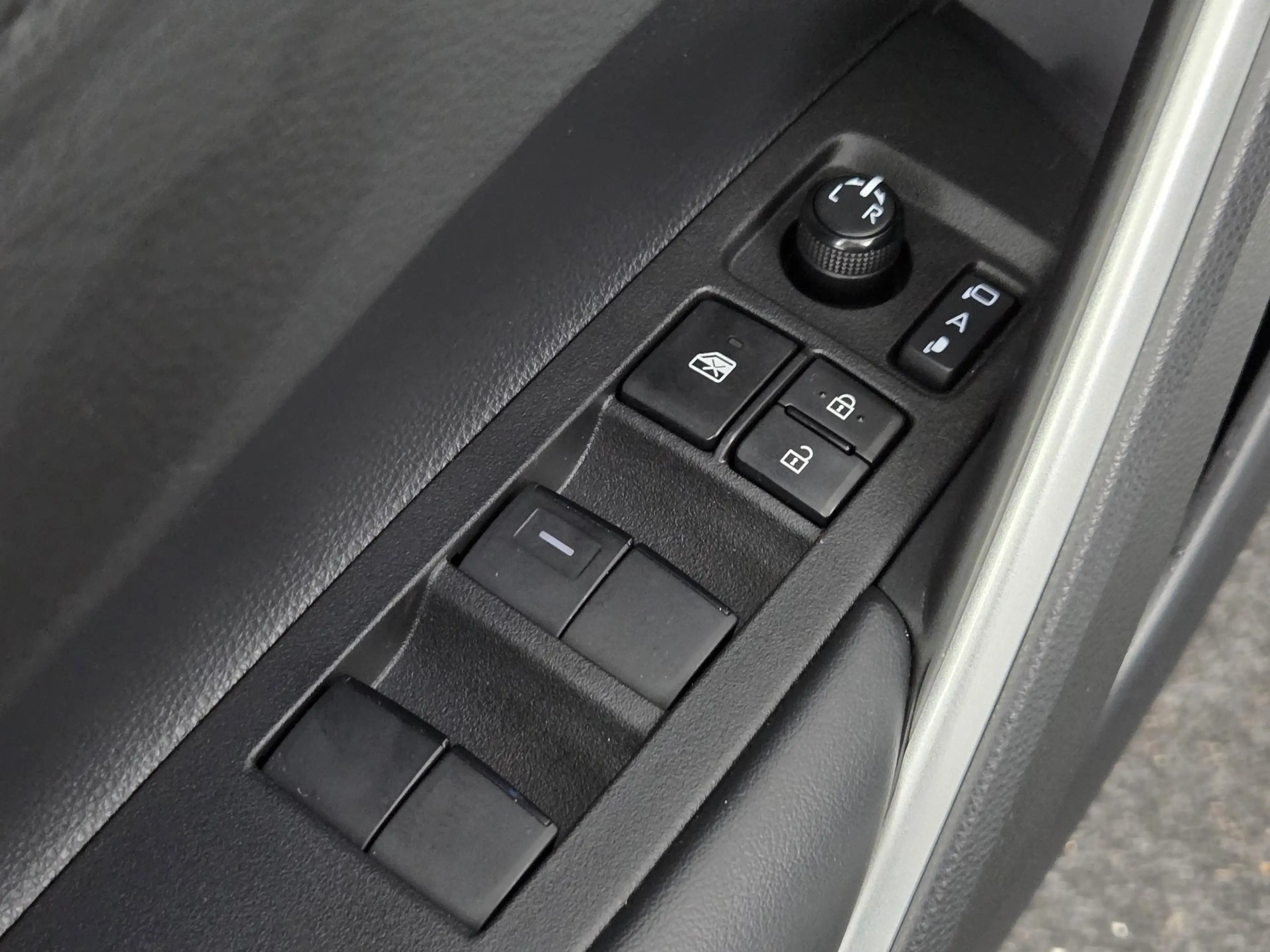 Toyota Corolla Cross Hybrid 200 Dynamic | Stoel & Stuur Verwarming | Ca — photo 34