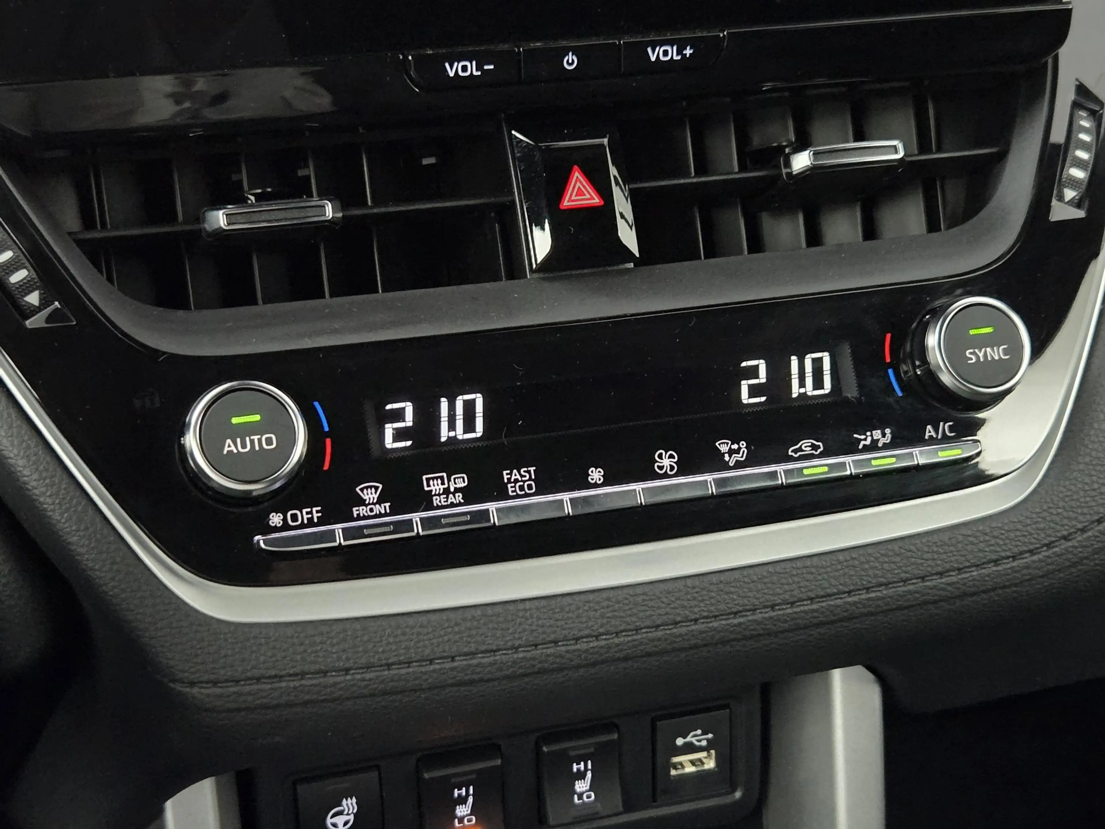 Toyota Corolla Cross Hybrid 200 Dynamic | Stoel & Stuur Verwarming | Ca — photo 23