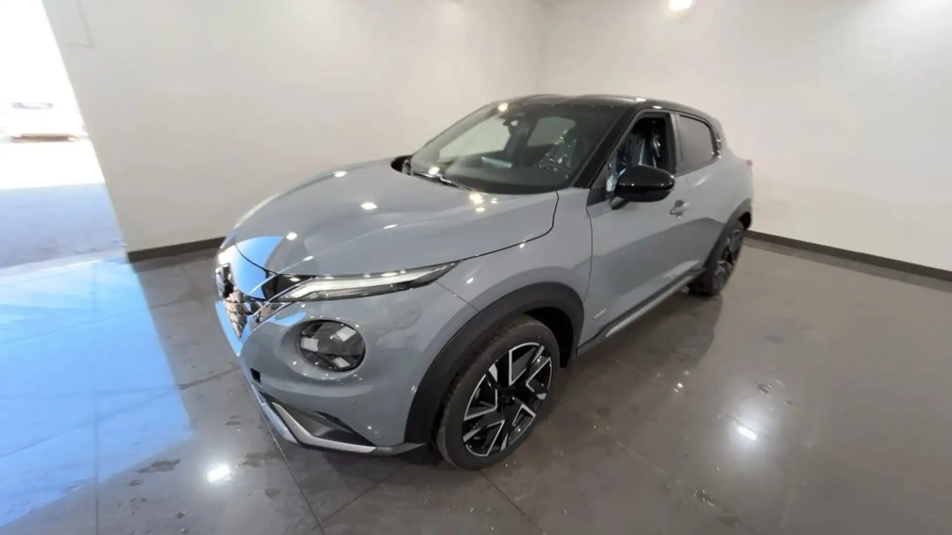 Nissan Juke 1.6 HEV N-Design auto #Vari.Colori Grijs - 1