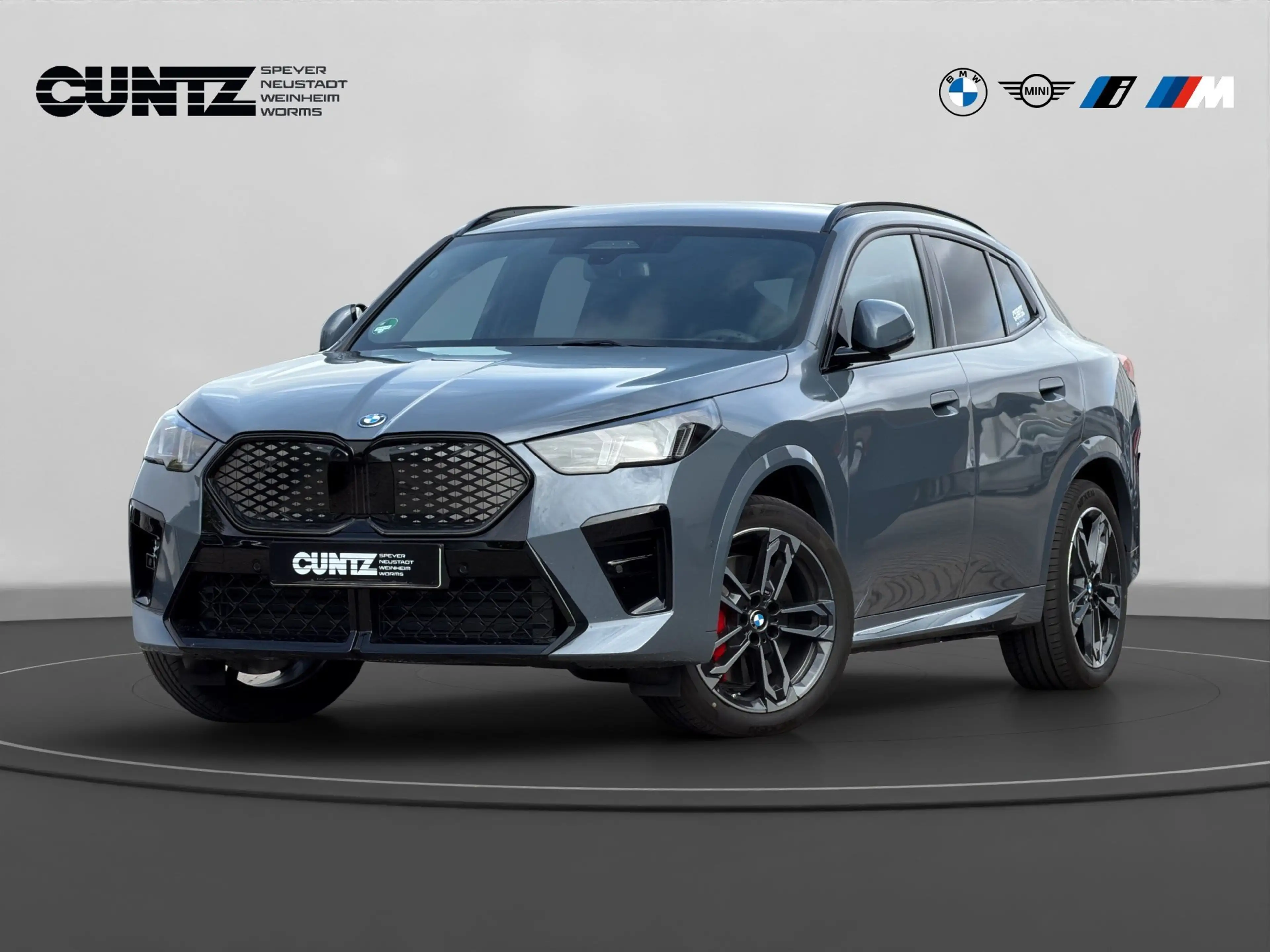 BMW iX2 xDrive30