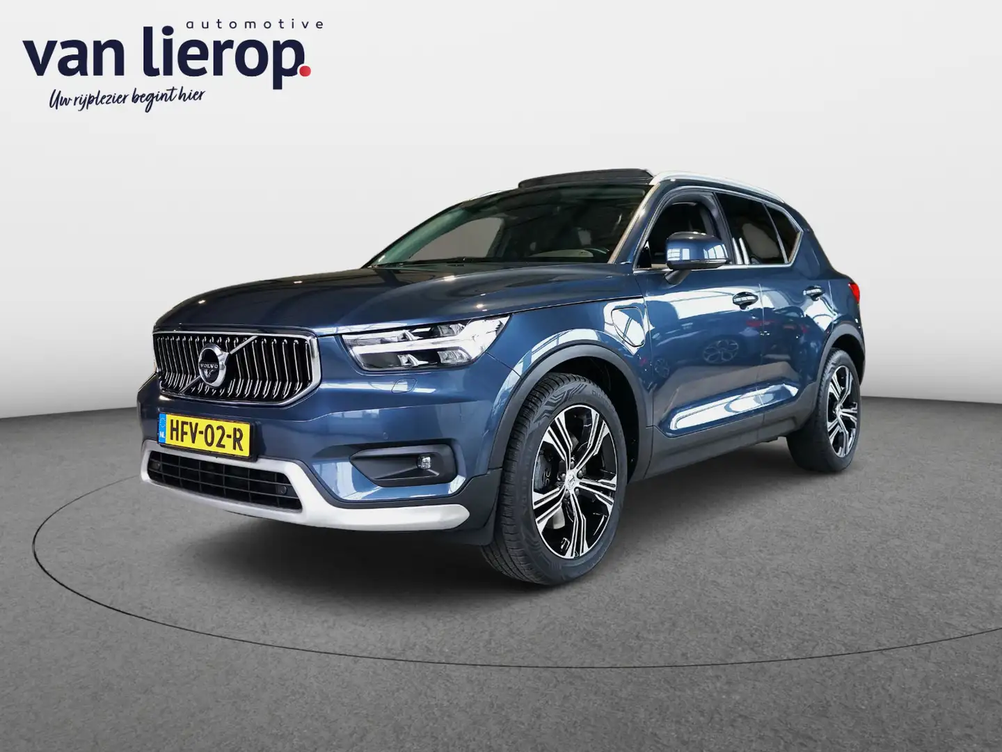 Volvo XC40 1.5 T5 Recharge Inscription PANO | 360° CAM | TREK Blau - 1