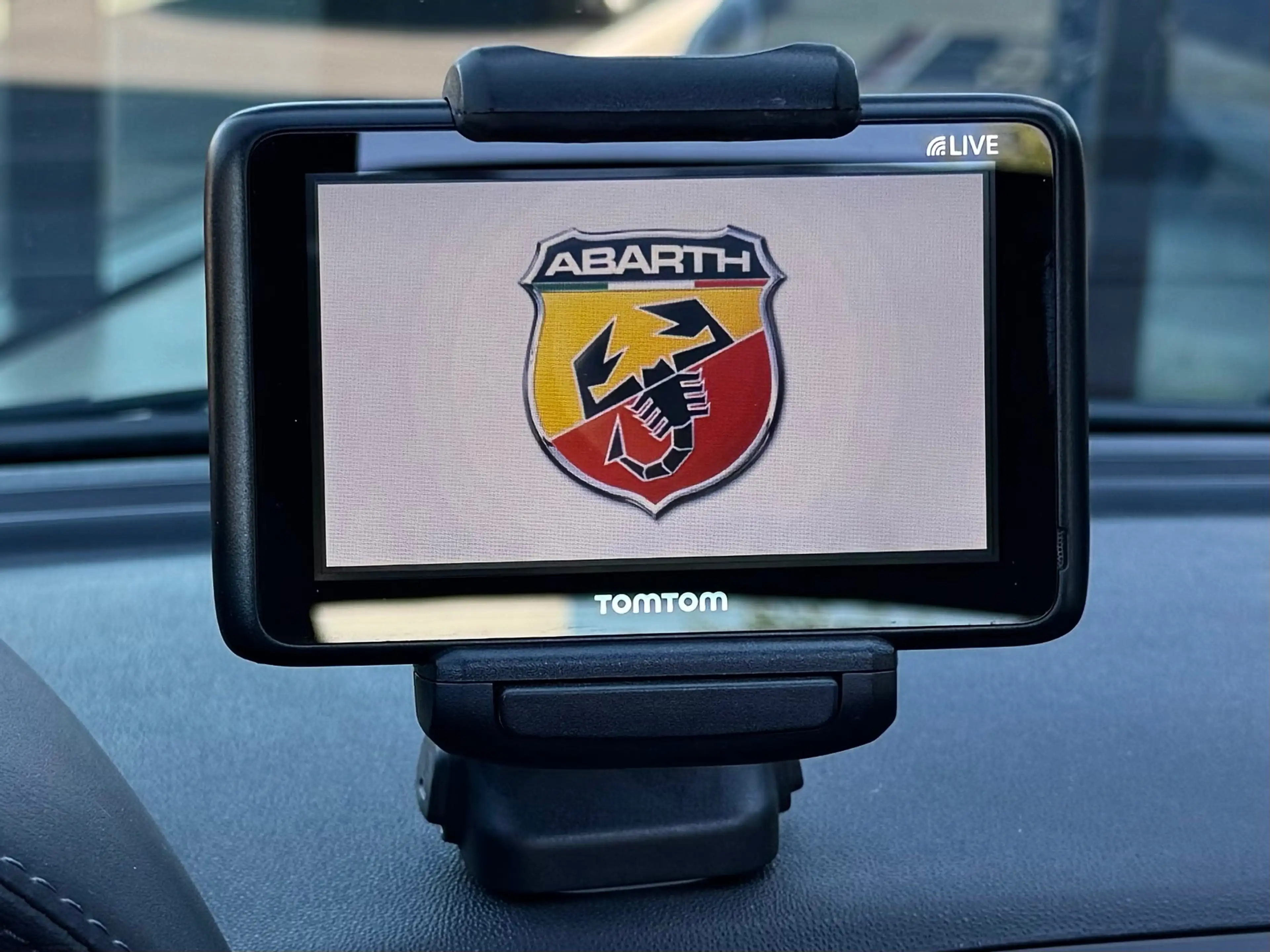 Abarth 595 1.4i 180CV TURBO "COMPETIZIONE" TVA/BTW CABRiOLET NAVi CUiR JA17" — photo 15