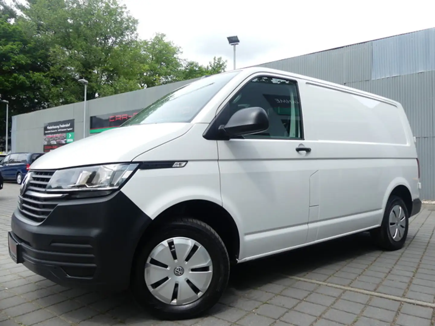Volkswagen T6.1 Transporter 2.0 TDI Kasten AUTOMATIK/NAVI/KAM Weiß - 2