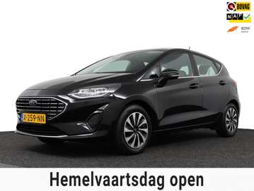 1.0 EcoBoost Hybrid Titanium 125pk DAB/Winterpakke