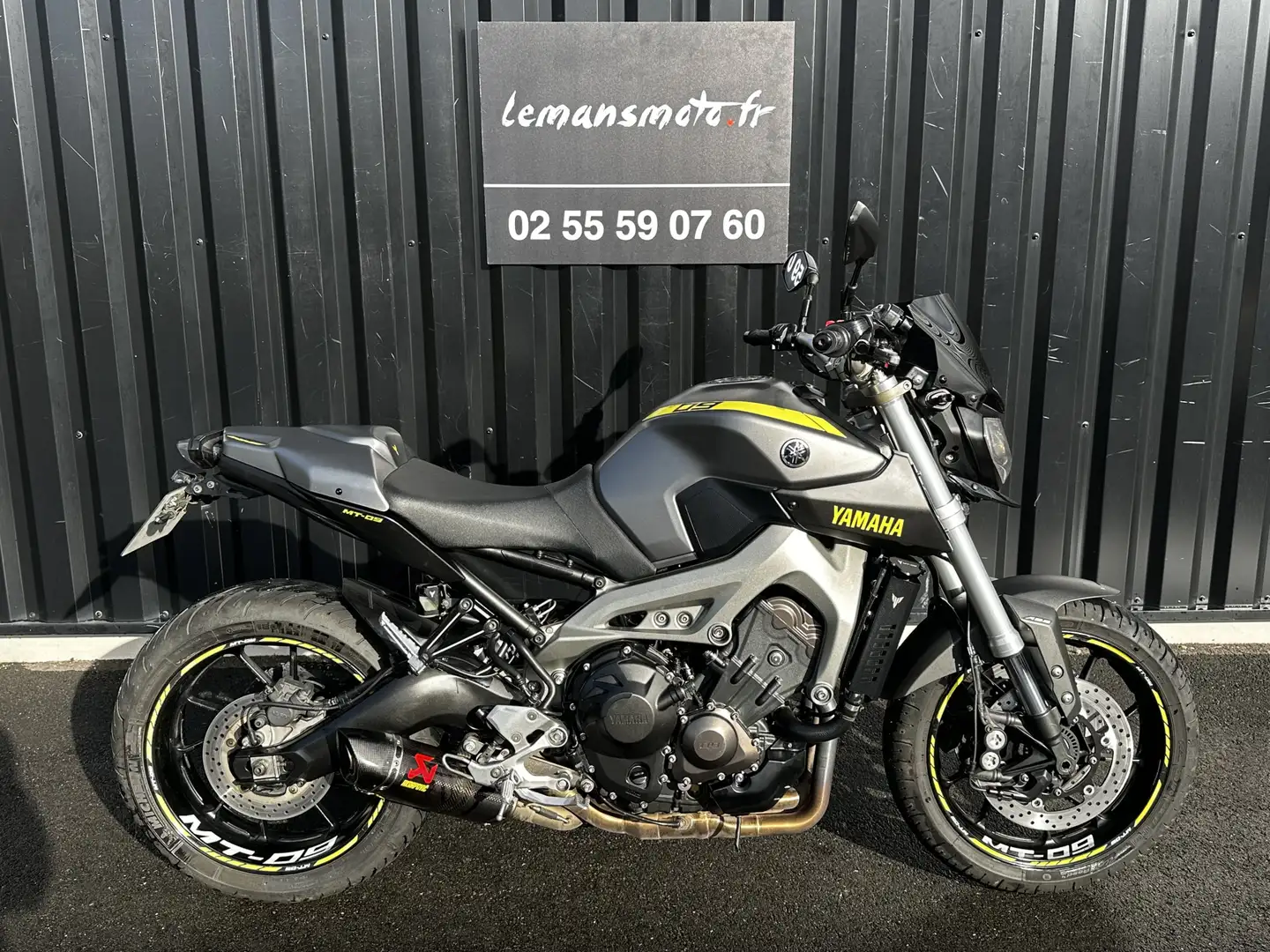 Yamaha MT-09 Gris - 1