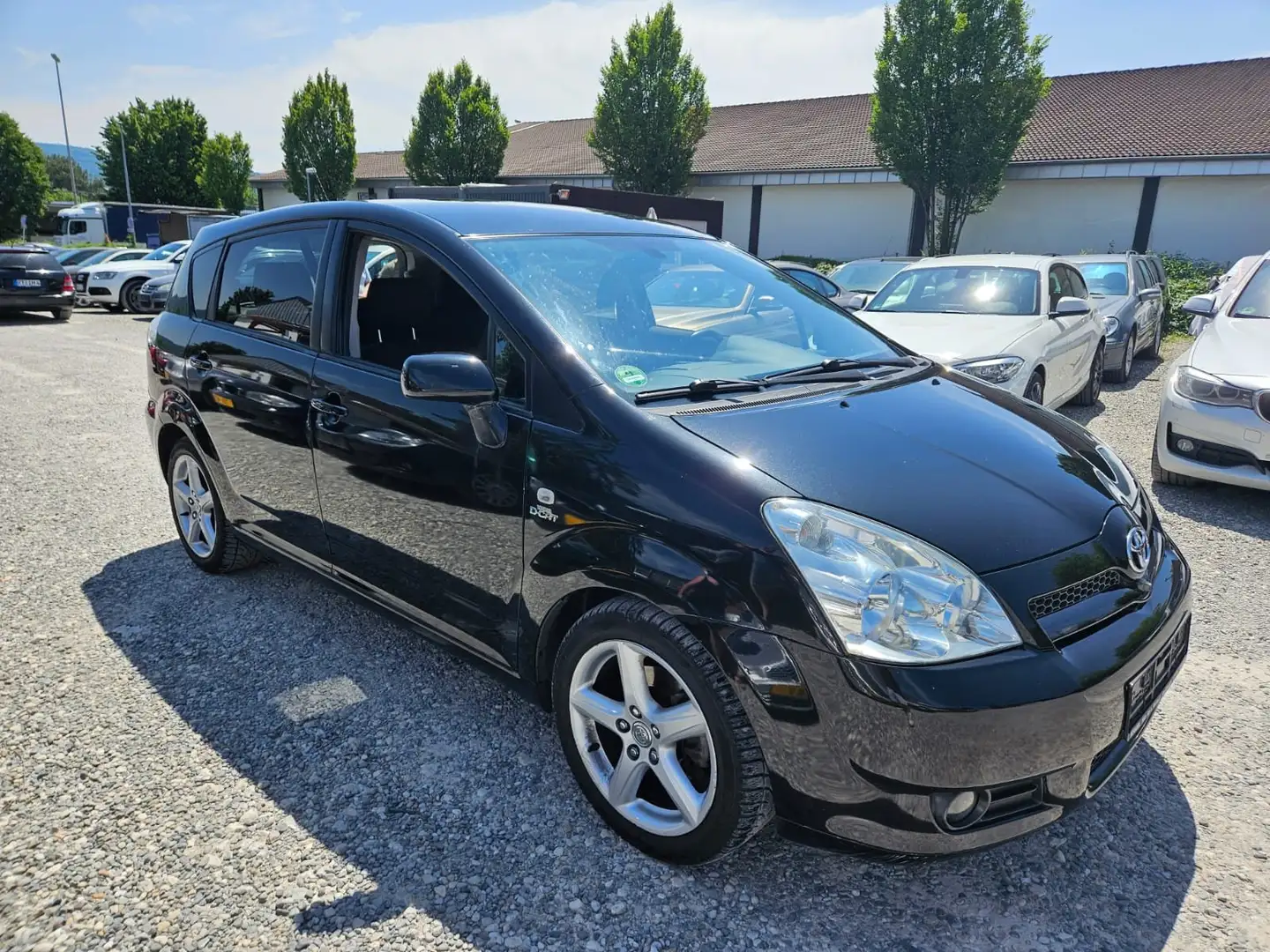 Toyota Corolla Verso 2.2 D-CAT Executive Чёрный - 2