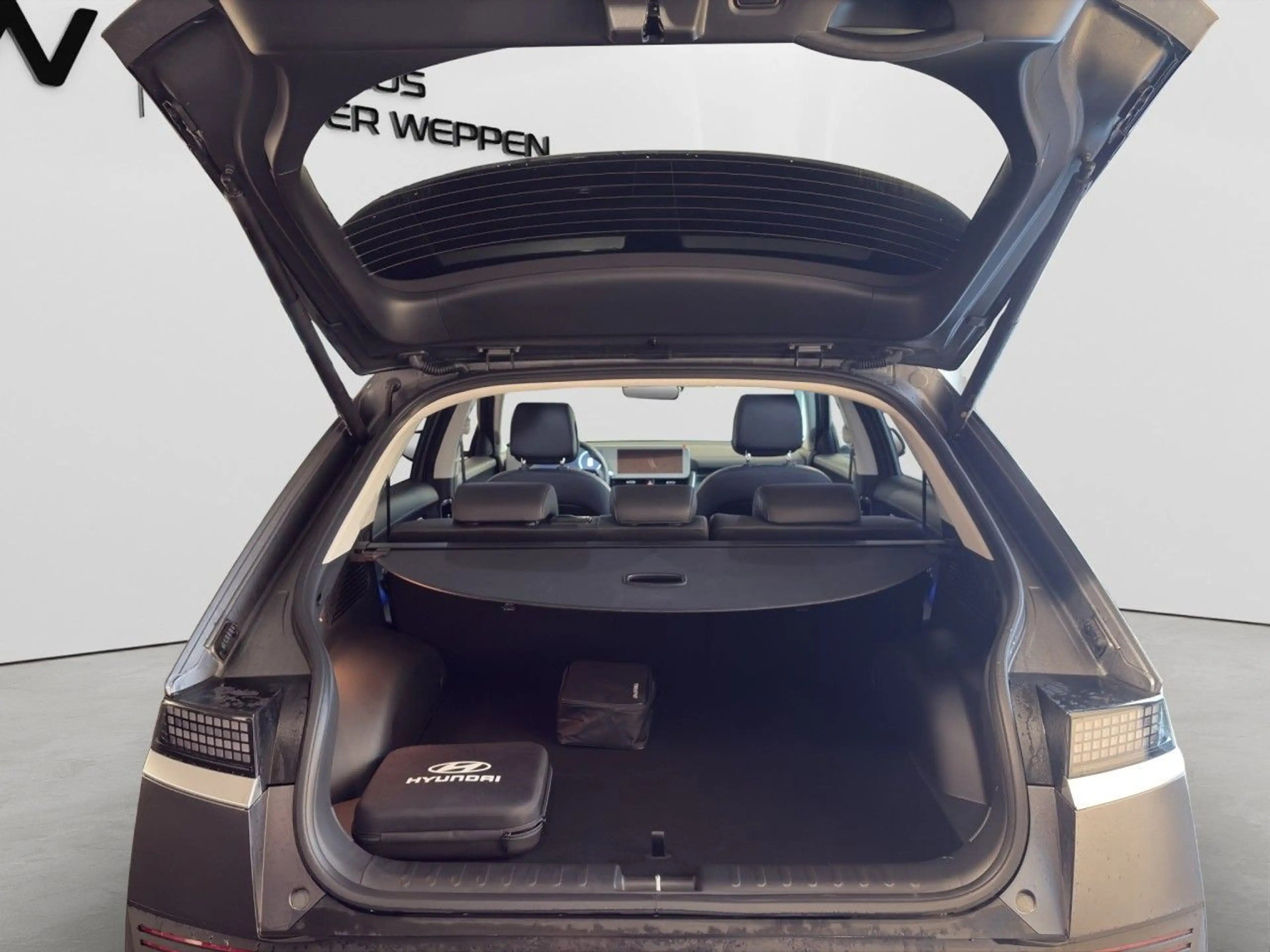 Hyundai IONIQ 5 TECHNIQ 4WD+GLASDACH+SITZPAKET+MATTLACK! — photo 8