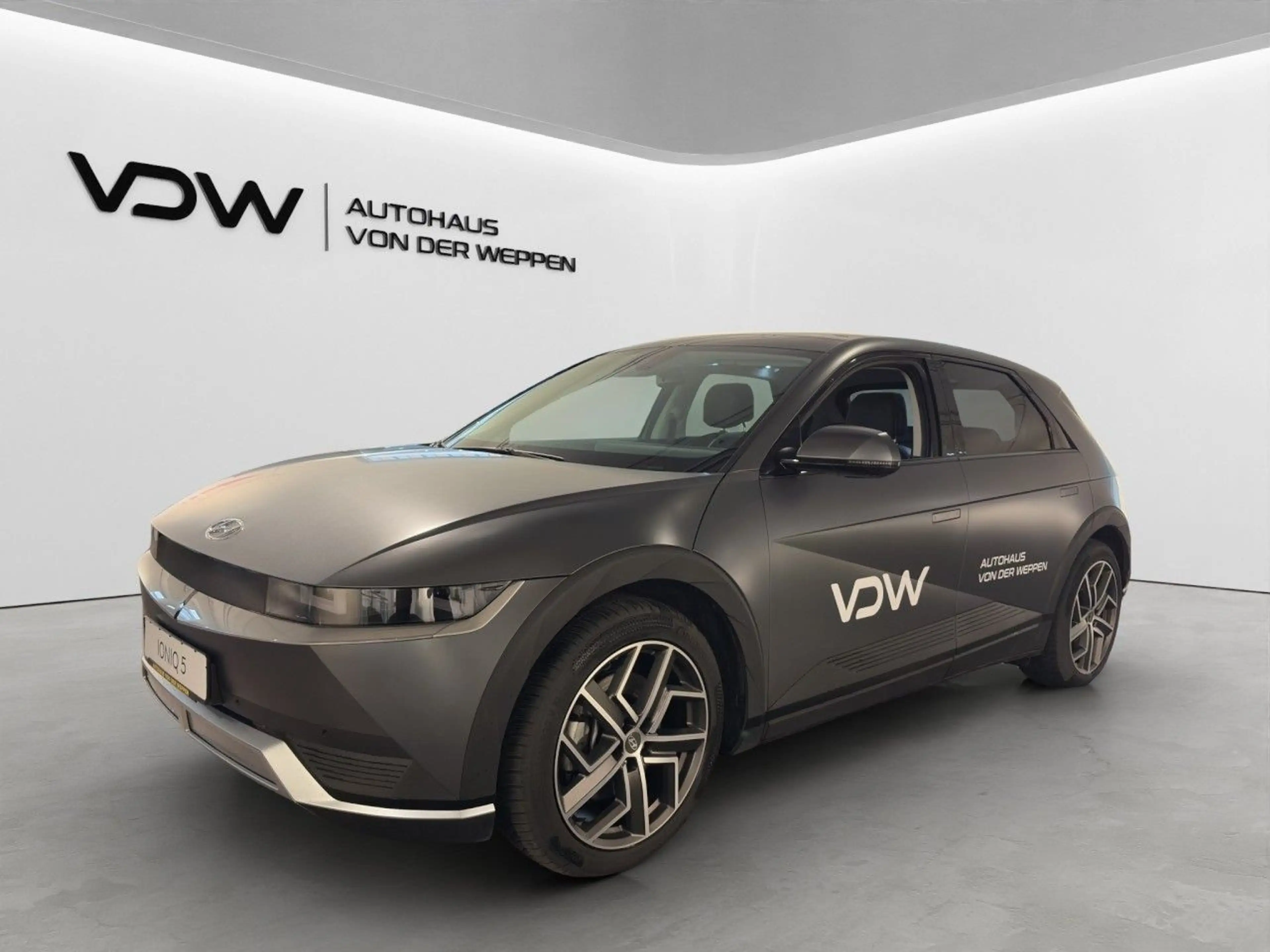 Hyundai IONIQ 5 TECHNIQ 4WD+GLASDACH+SITZPAKET+MATTLACK! — photo 2